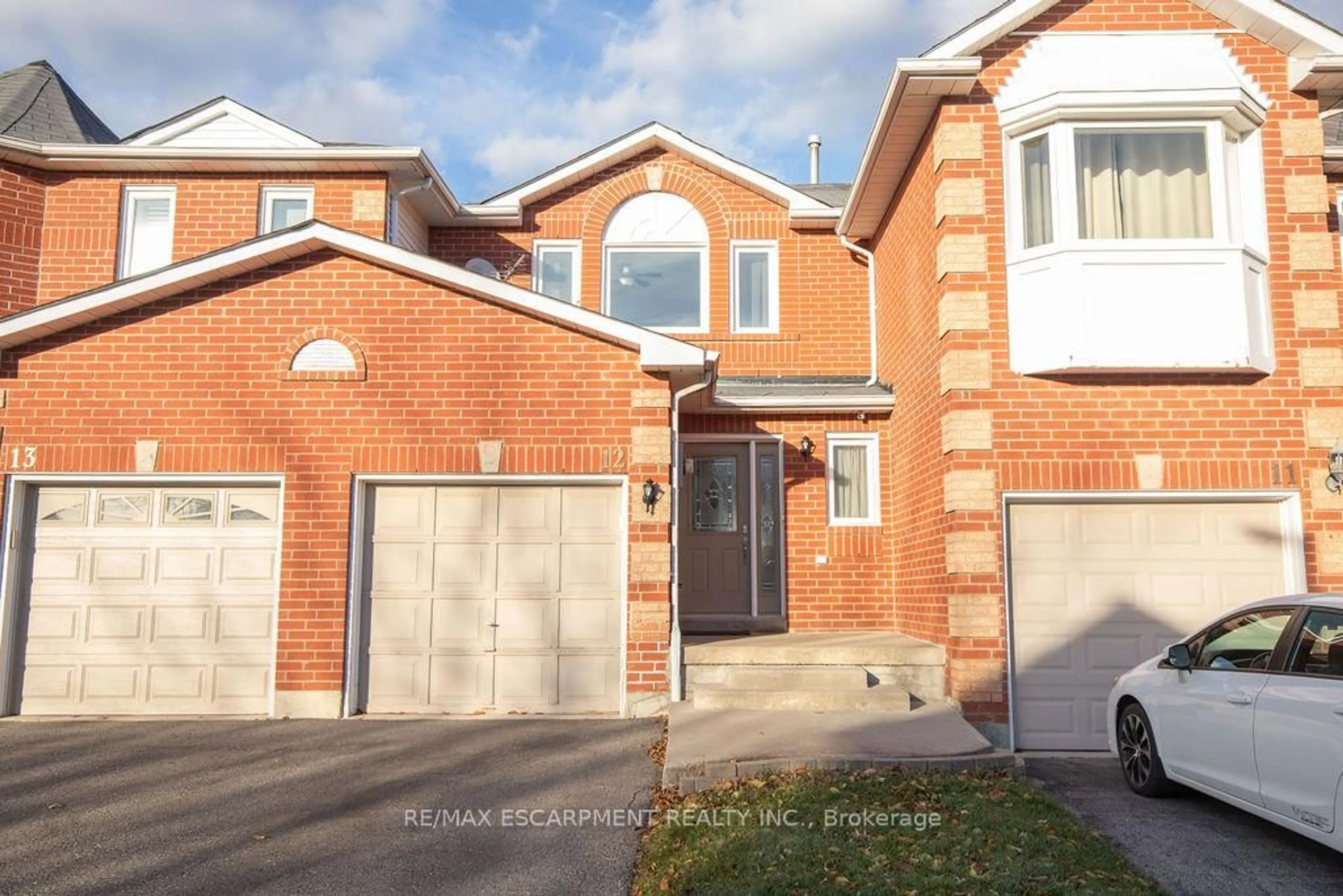 Home with brick exterior material, street for 2350 Grand Ravine Dr #12, Oakville Ontario L6H 6E2