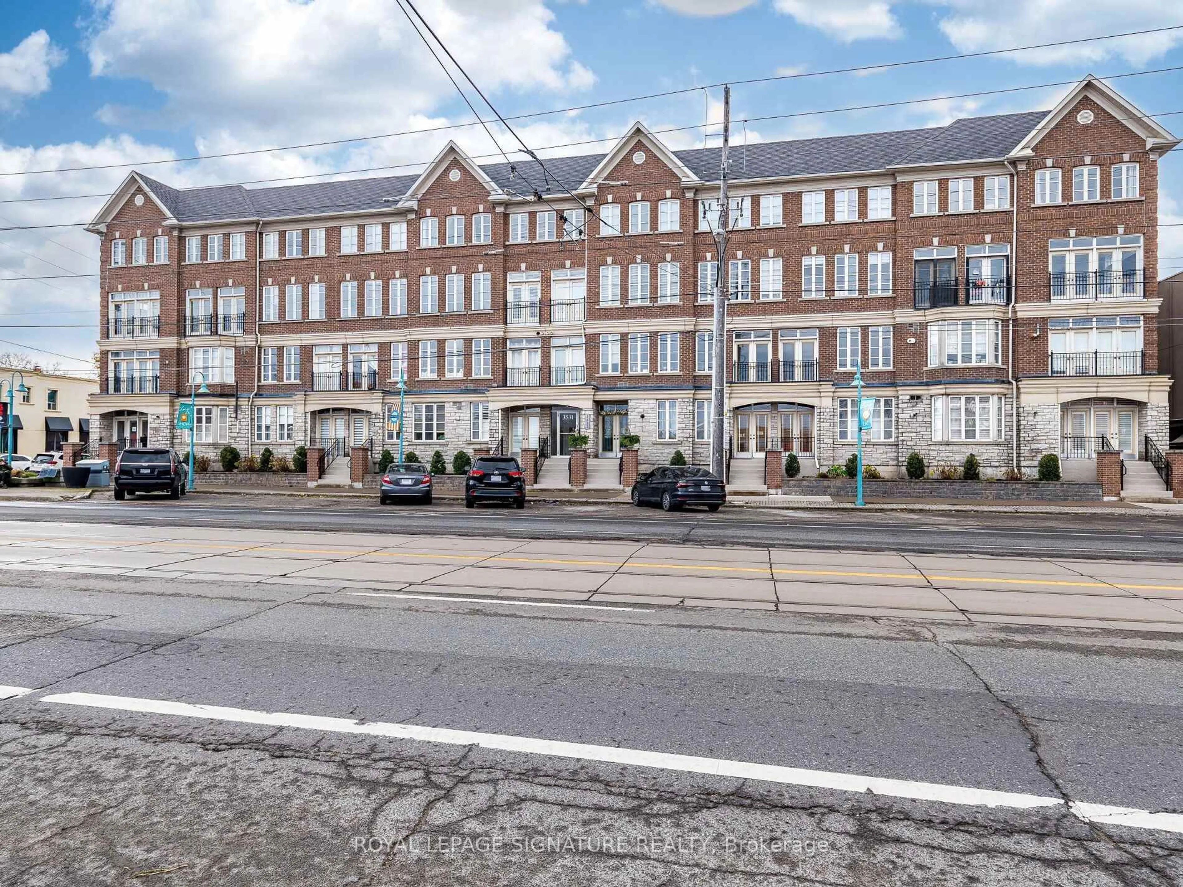 Unknown for 3531 Lake Shore Blvd #202, Toronto Ontario M8W 1P4