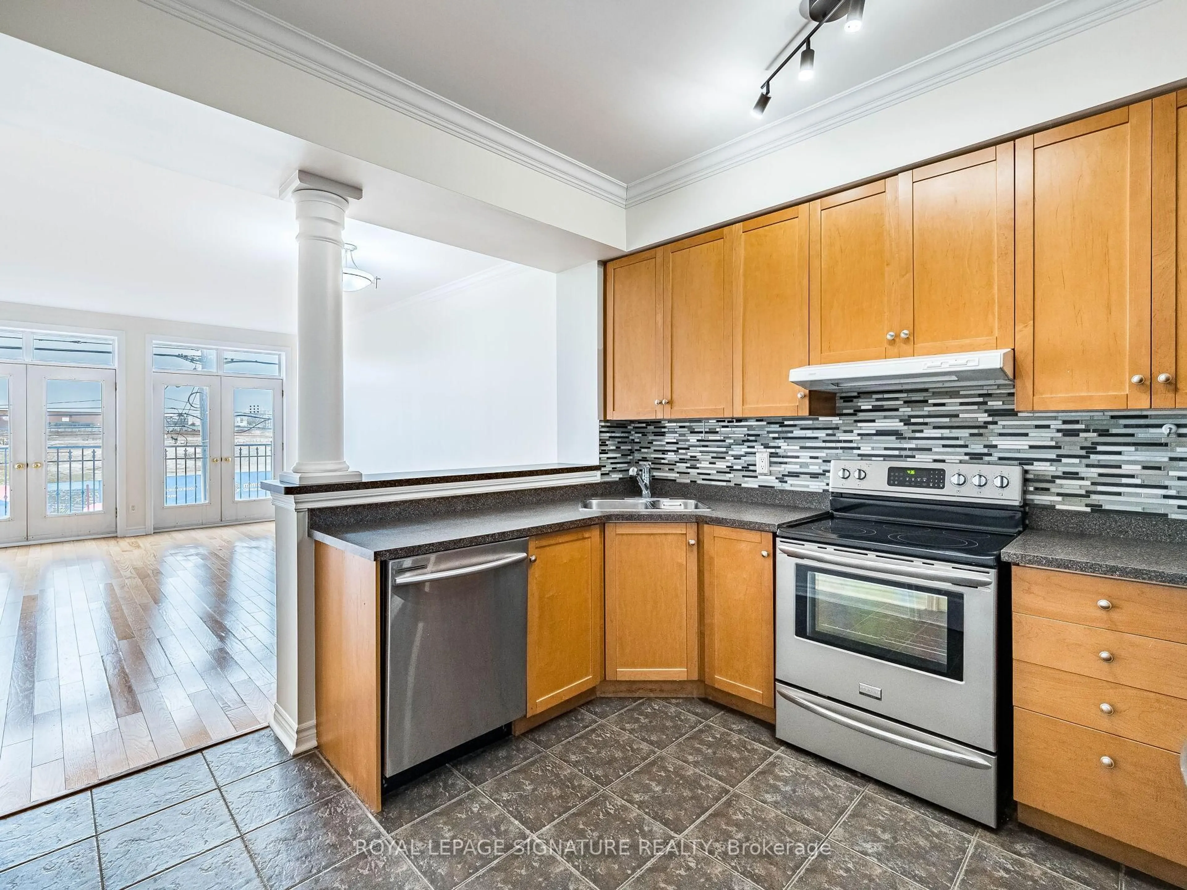 Standard kitchen, unknown for 3531 Lake Shore Blvd #202, Toronto Ontario M8W 1P4