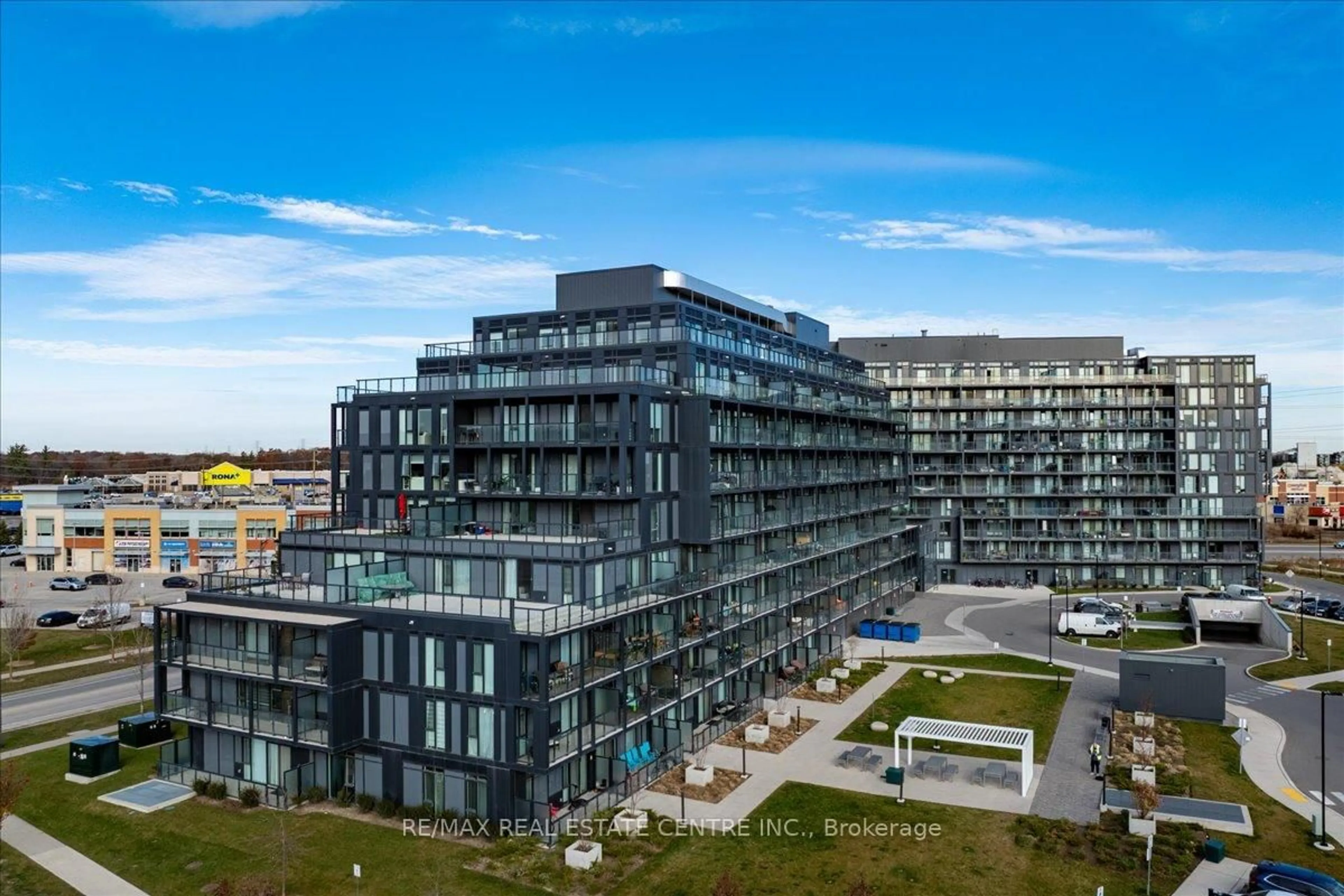 A pic from outside/outdoor area/front of a property/back of a property/a pic from drone, city buildings view from balcony for 3200 Dakota Common #B1016, Burlington Ontario L7M 2A7