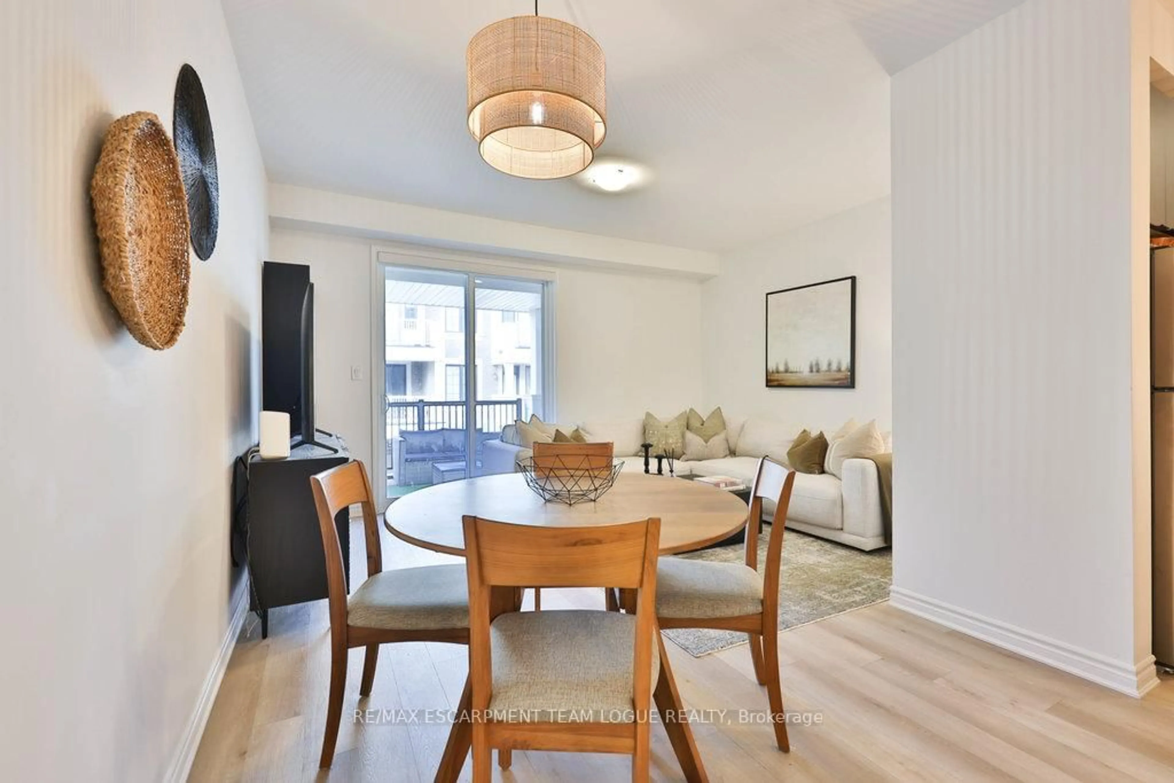 Dining room, wood/laminate floor for 1317 Leriche Way #83, Milton Ontario L9E 0H5