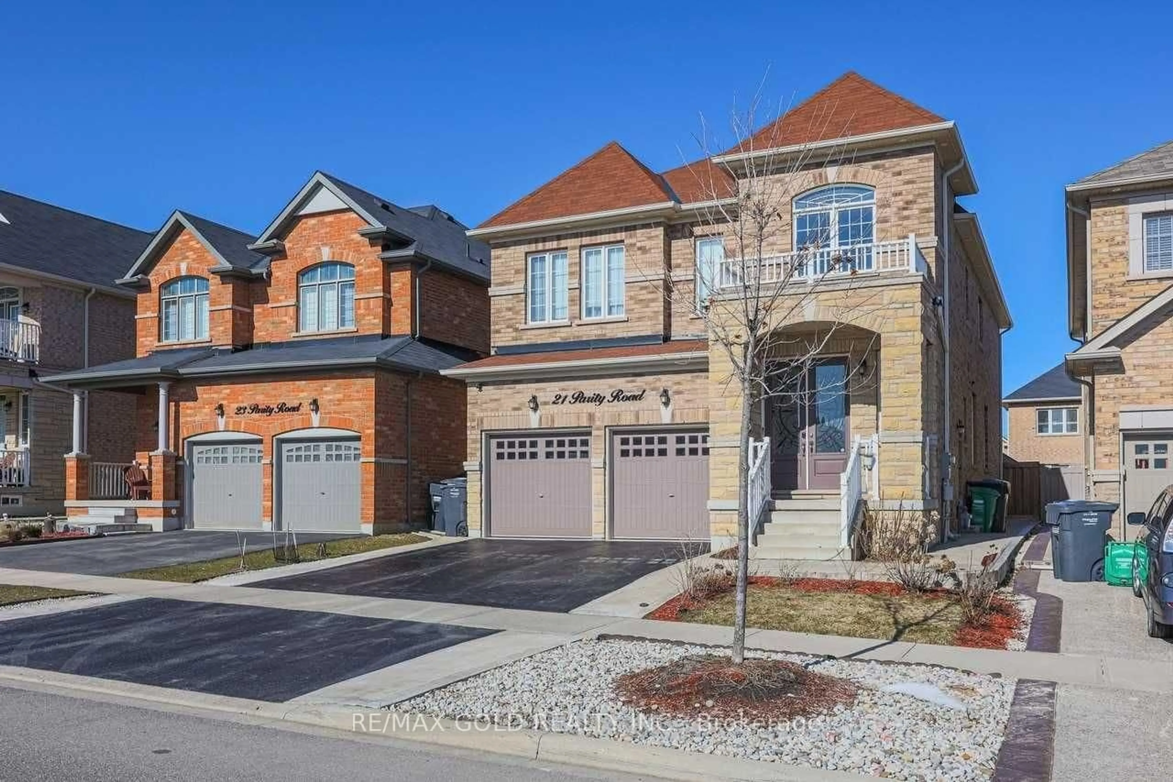 Home with brick exterior material, street for 21 Parity Rd, Brampton Ontario L6X 0Z3