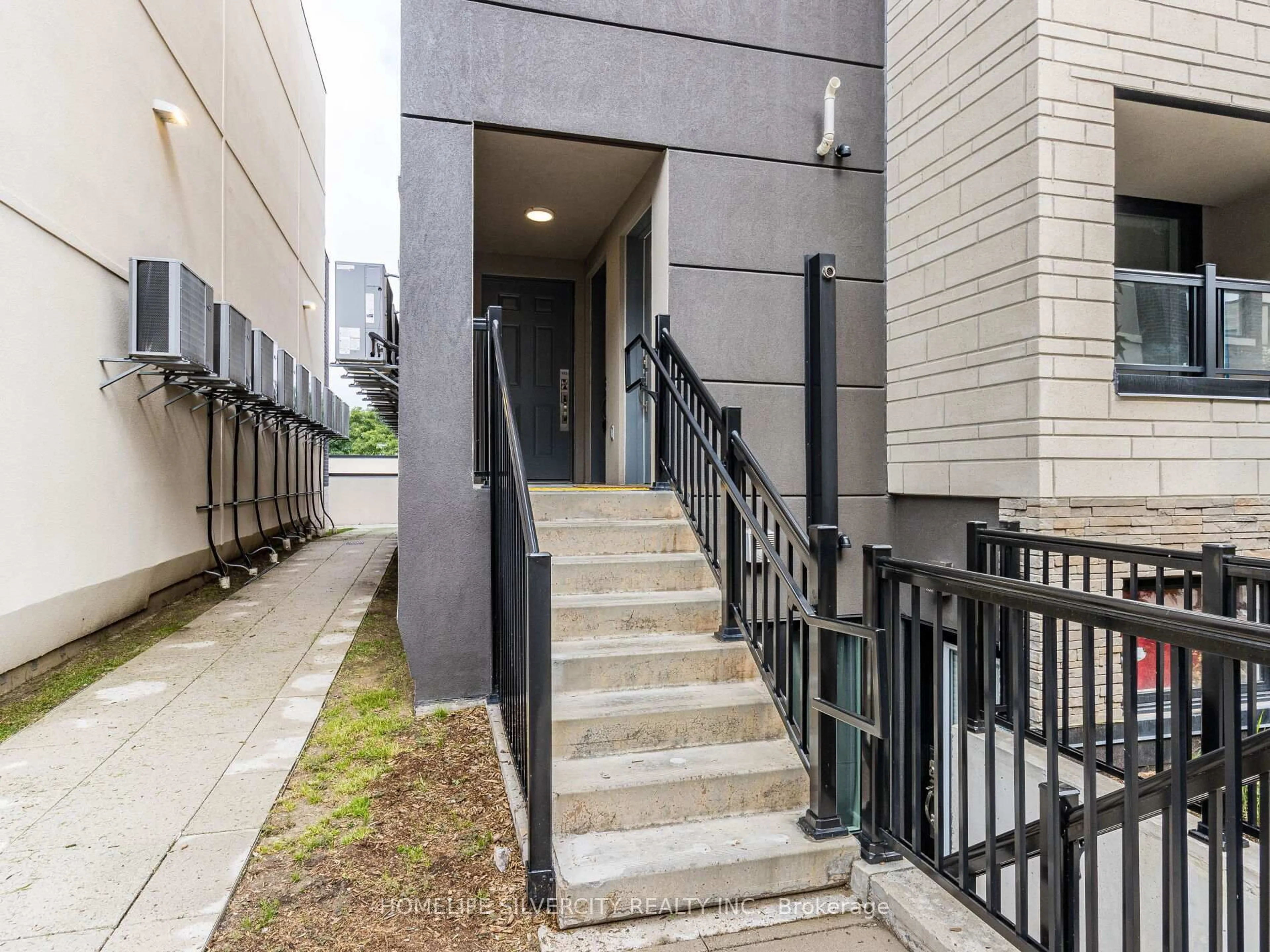 Unknown for 1141 Cooke Blvd #403, Burlington Ontario L7T 0C3