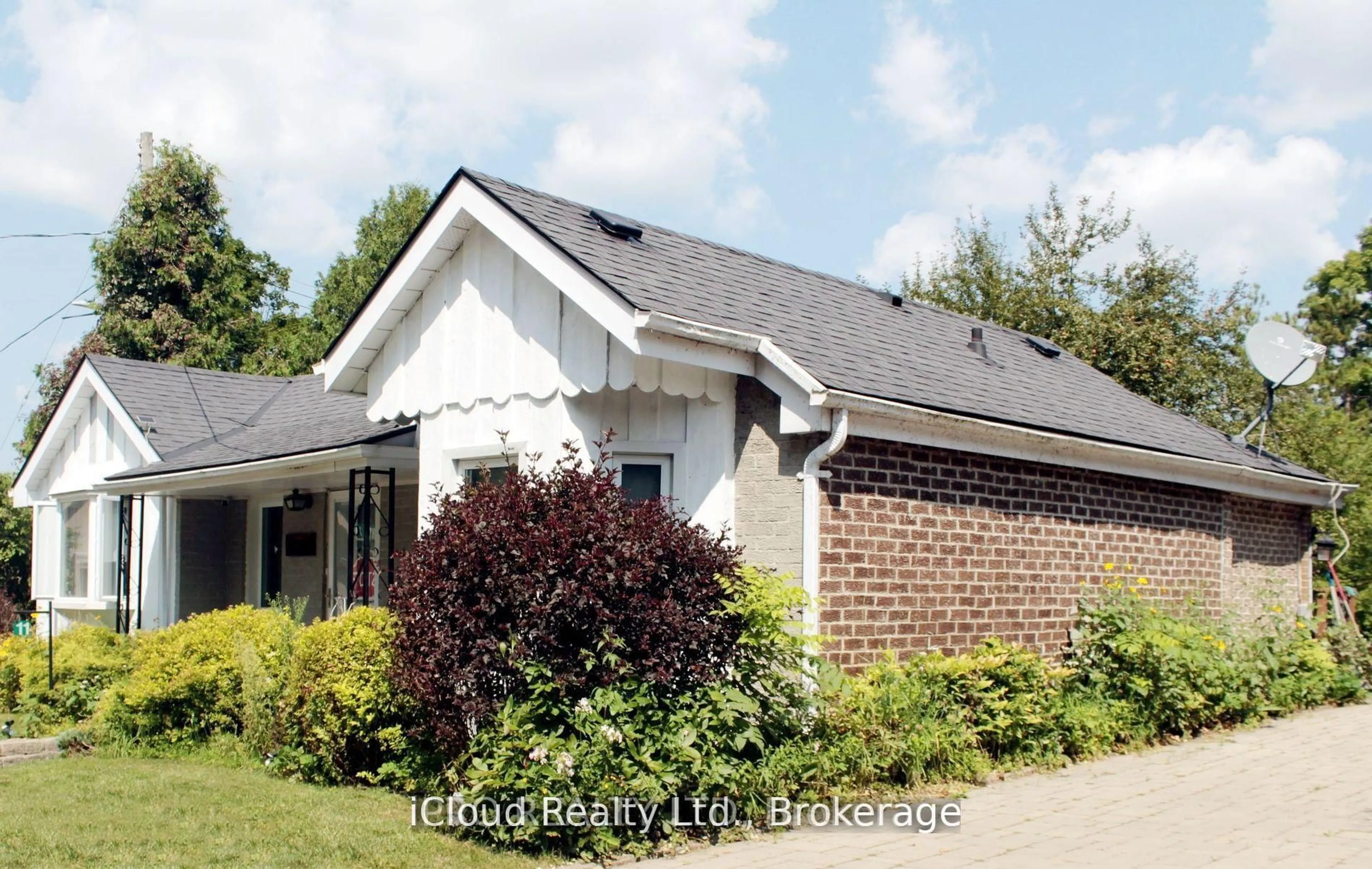 Home with brick exterior material, building for 11 Maple Lane, Caledon Ontario L7E 0L3