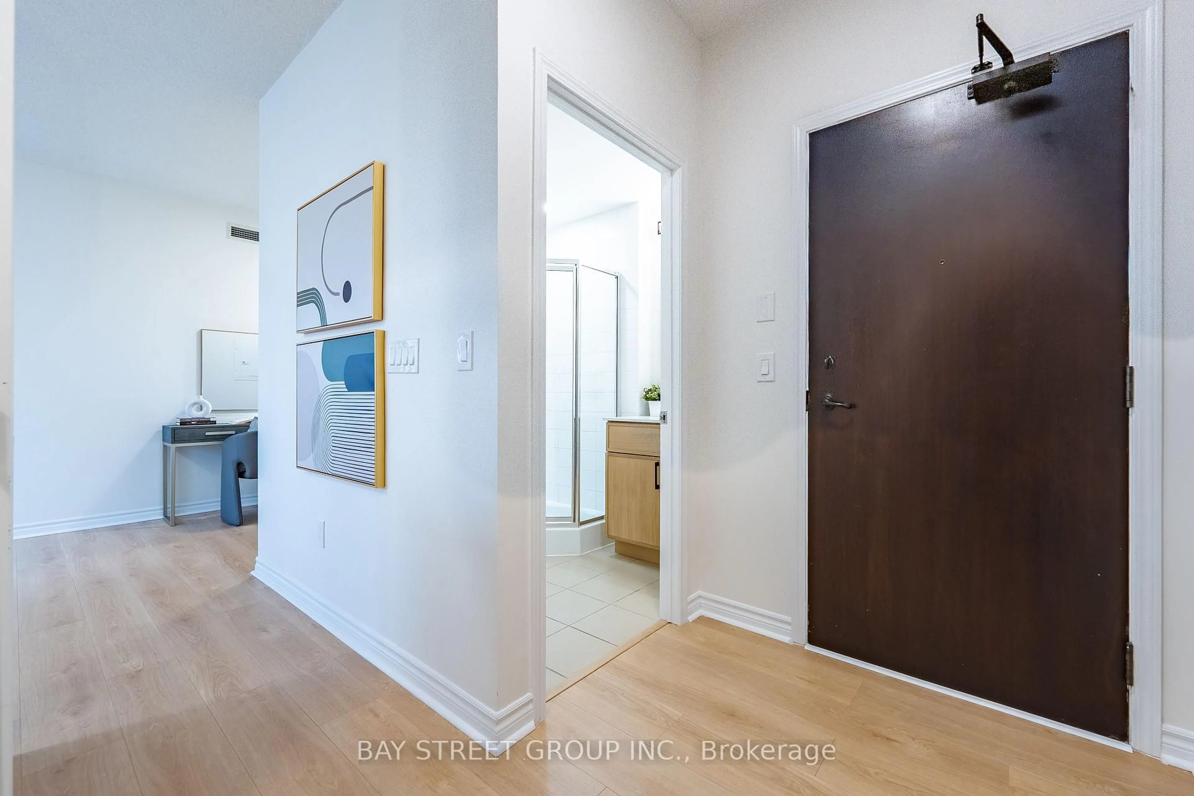 Indoor entryway for 385 Prince Of Wales Dr #2308, Mississauga Ontario L5B 0C6