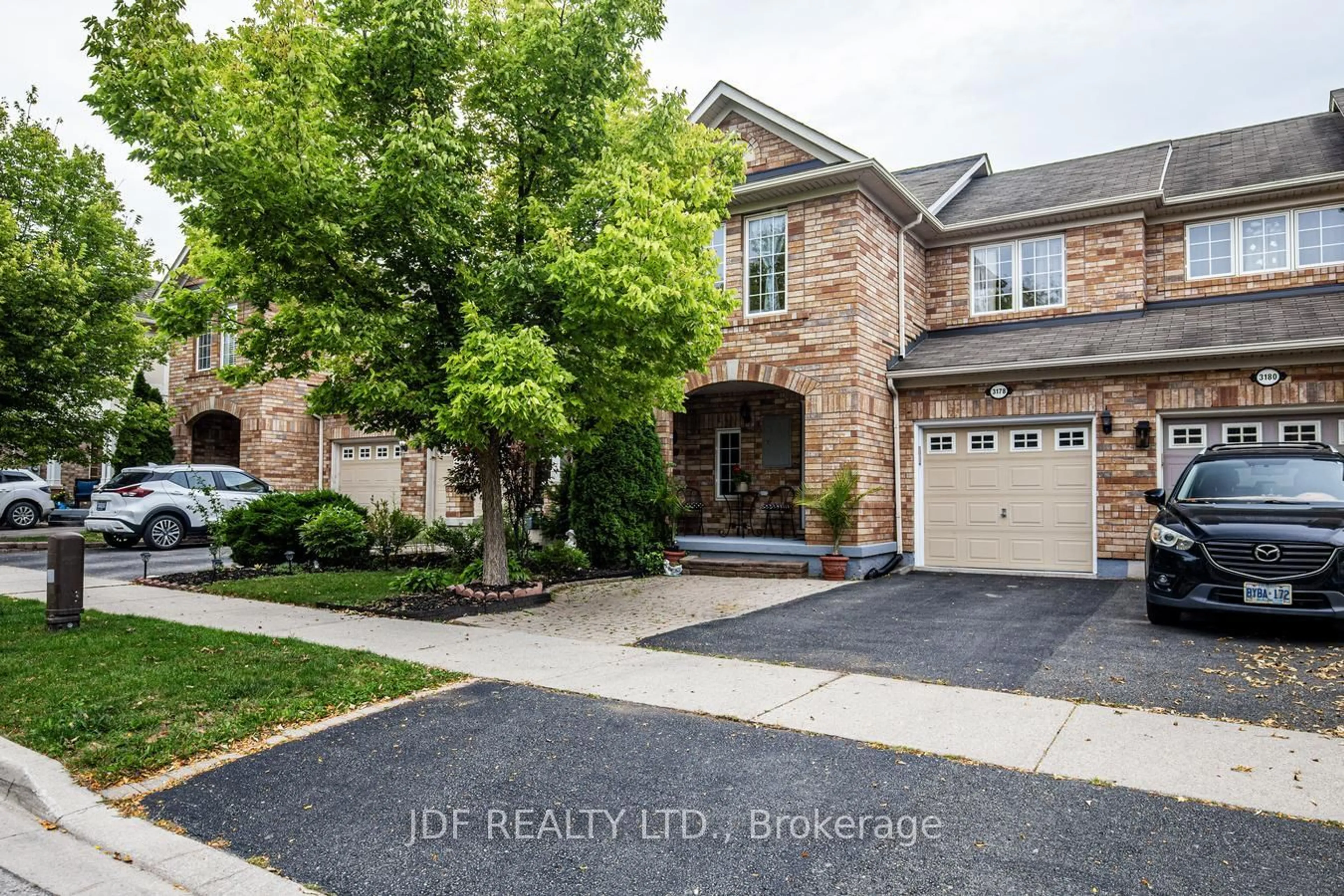 Home with brick exterior material, street for 3178 Stornoway Circ, Oakville Ontario L6M 5H7
