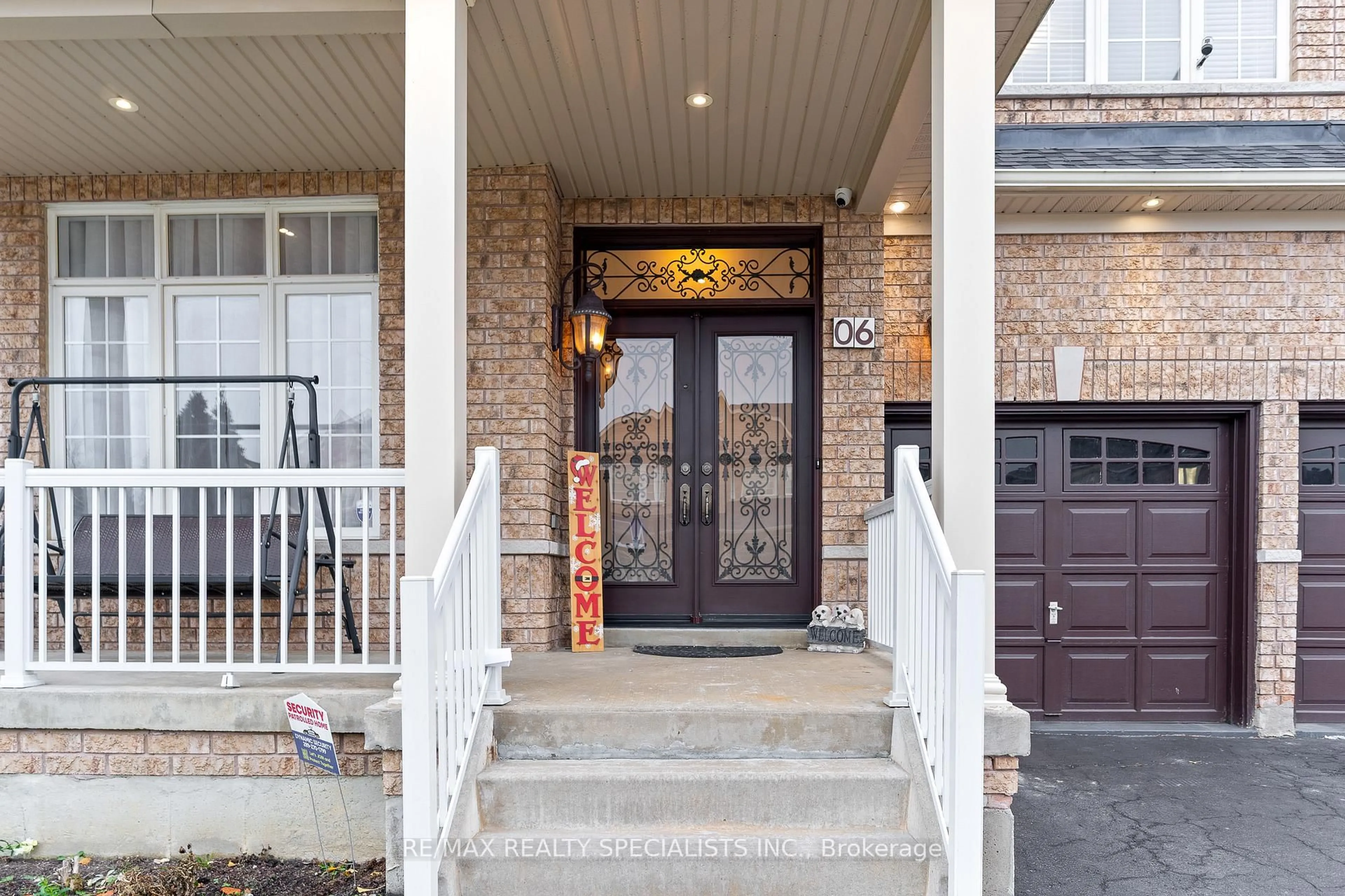 Indoor entryway for 6 Niceview Dr, Brampton Ontario L6R 0P6