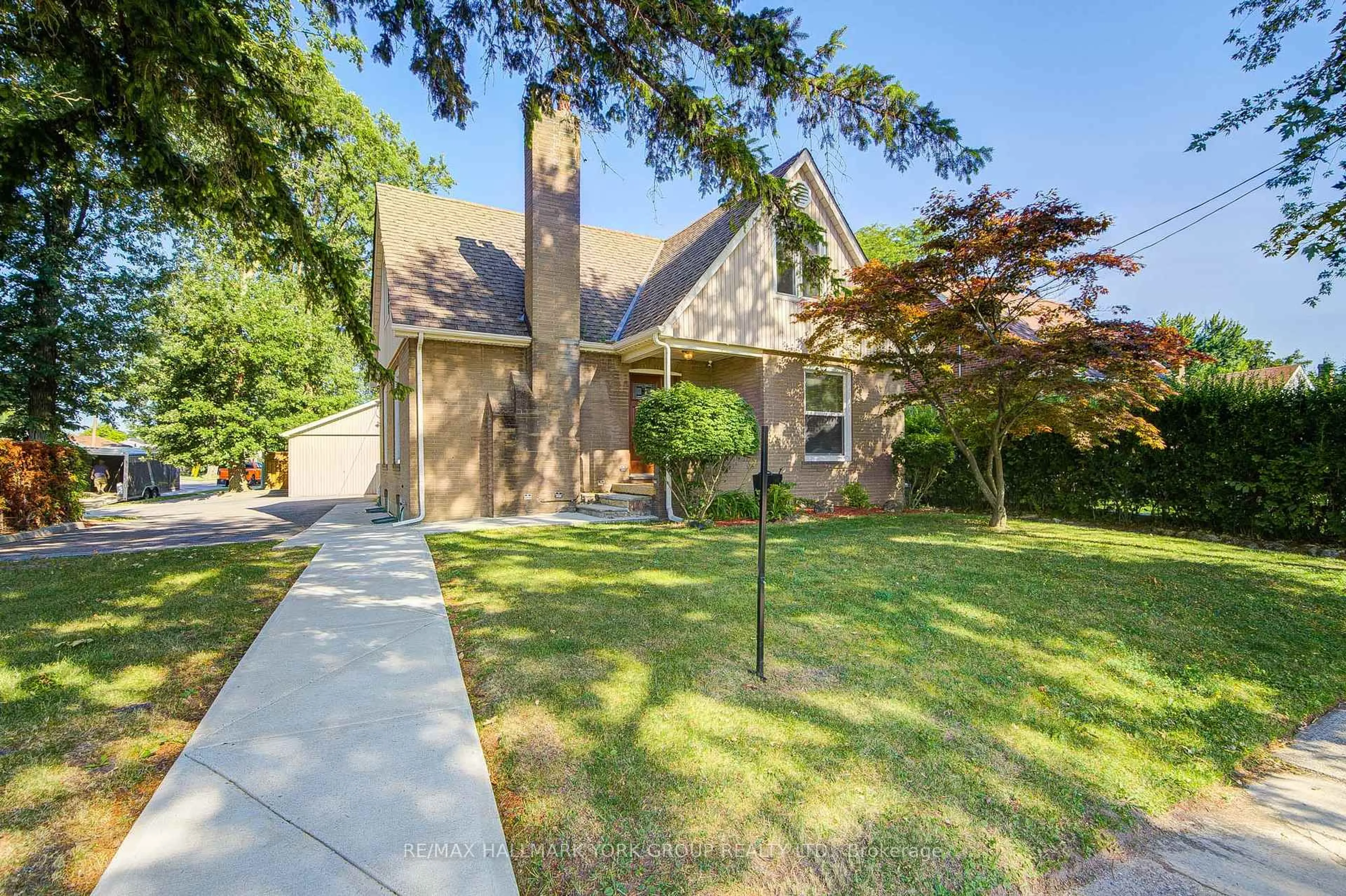 Unknown for 26 Gregory St, Brampton Ontario L6Y 1G1