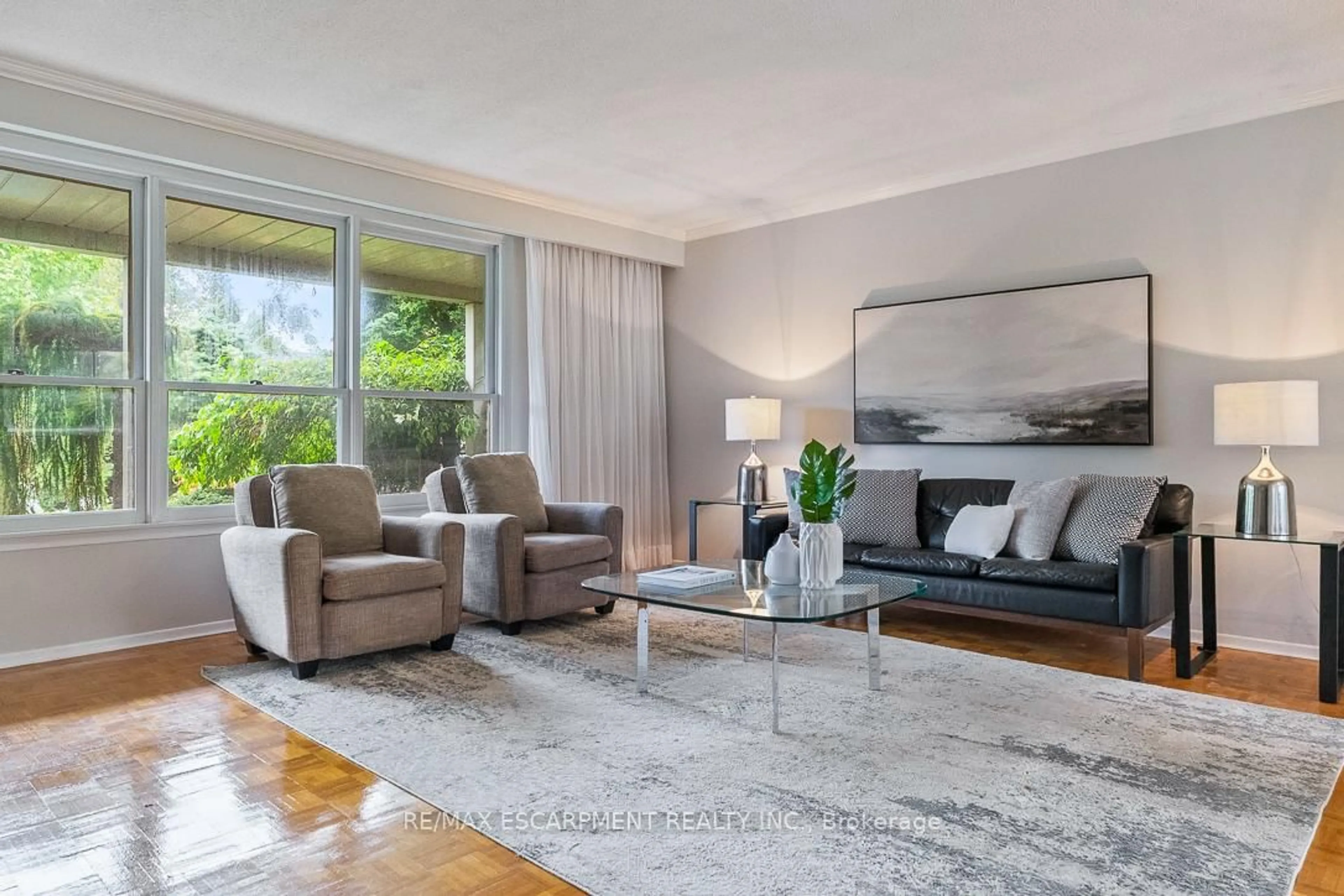 Living room with furniture, unknown for 2369 Baccaro Rd, Oakville Ontario L6J 5V9