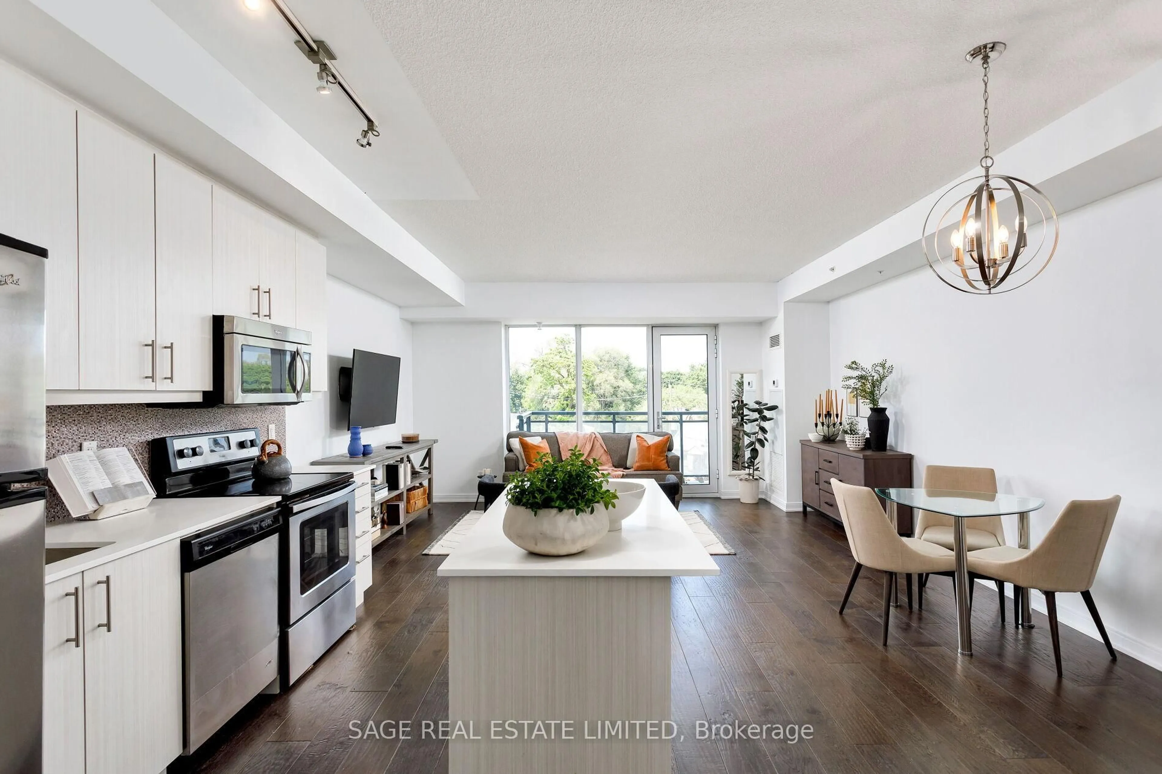 Open concept kitchen, unknown for 760 The Queensway #401, Toronto Ontario M8Z 0E1