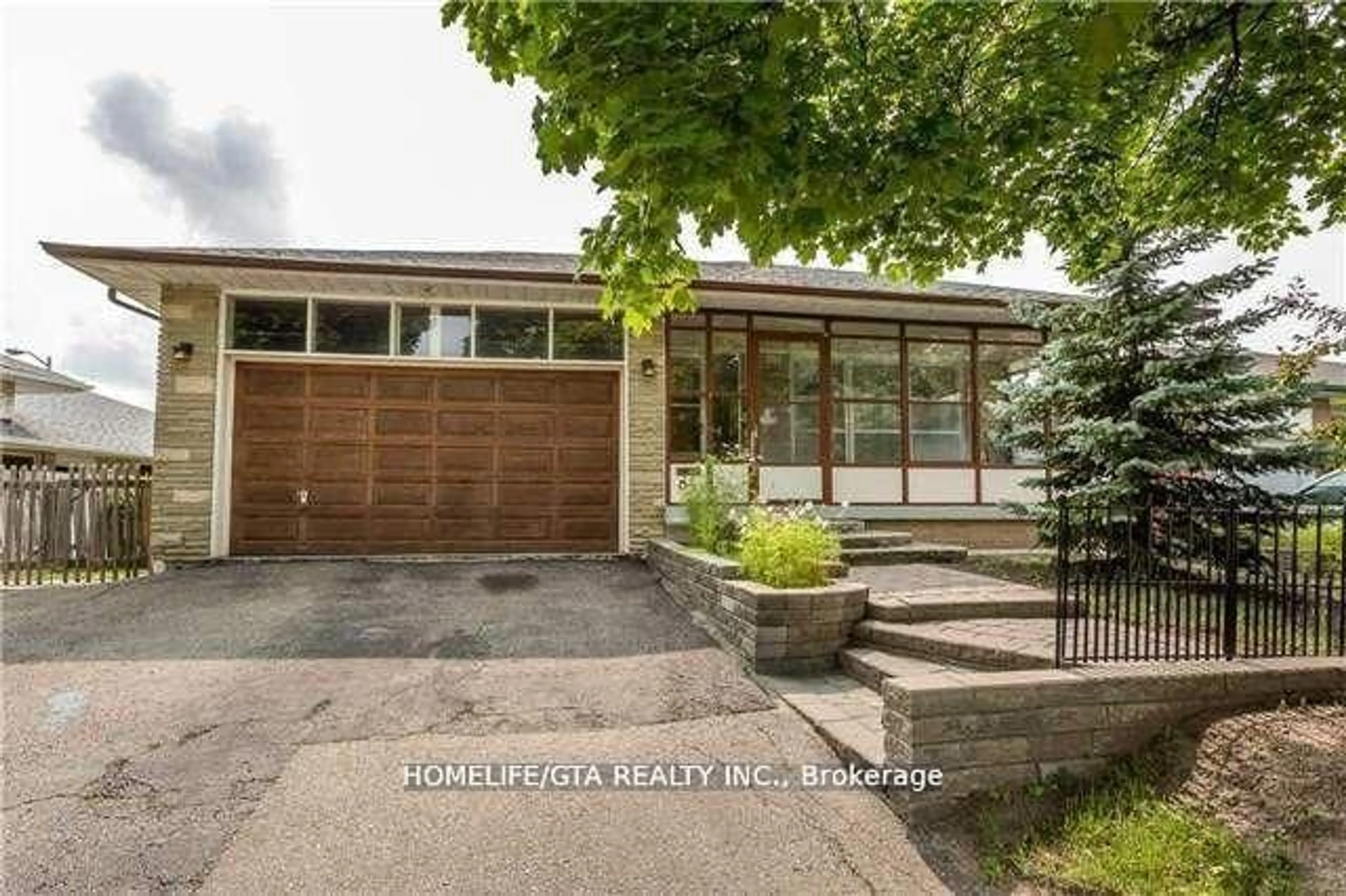 Unknown for 84 Ardglen Dr, Brampton Ontario L6W 1V6