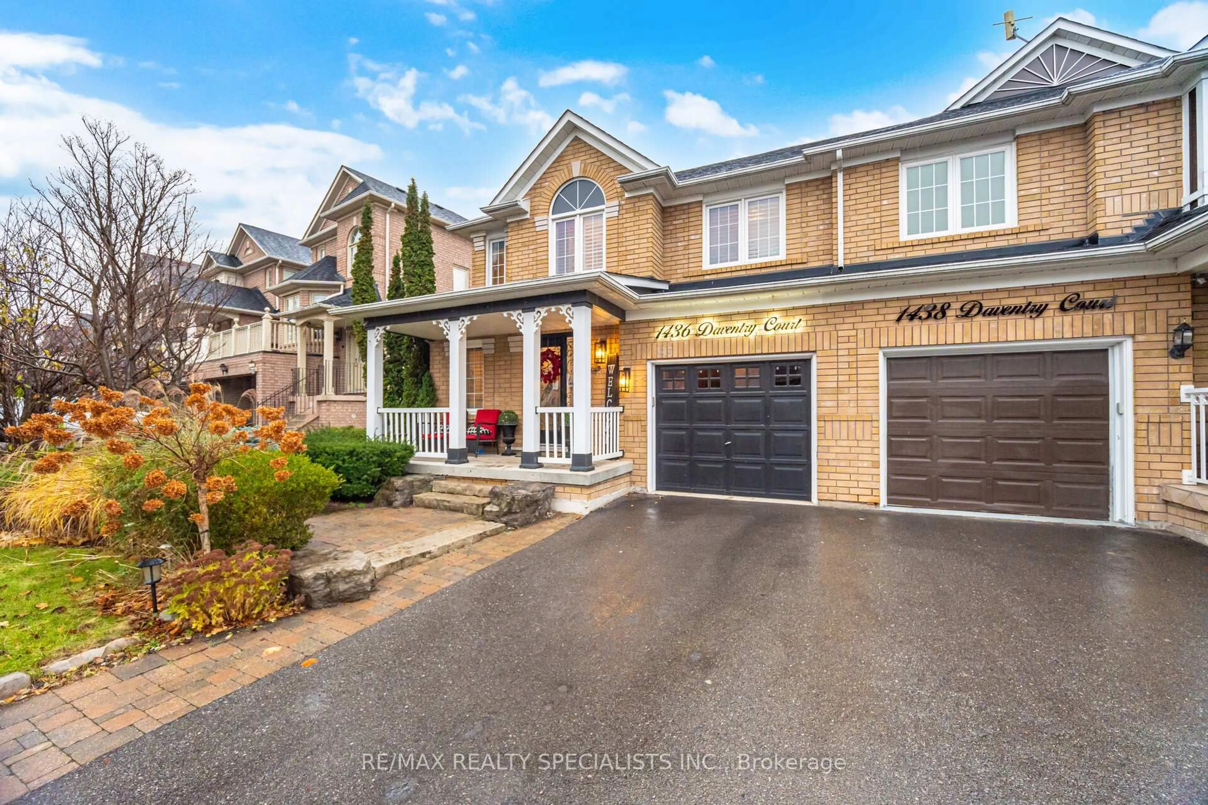 Home with brick exterior material, street for 1436 Daventry Crt, Mississauga Ontario L5N 7Y9