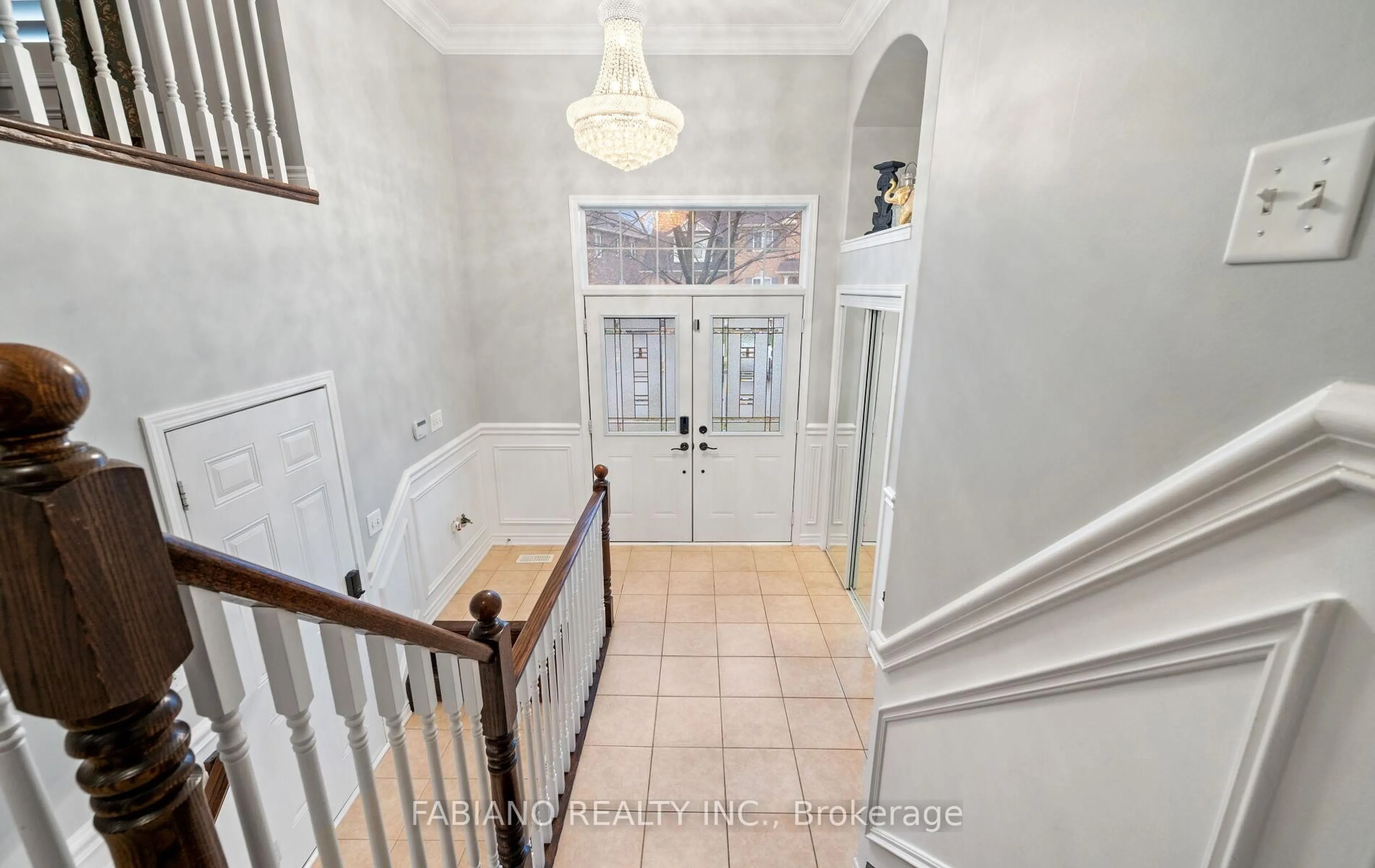 Unknown for 18 Birch Tree Tr, Brampton Ontario L6P 3M8