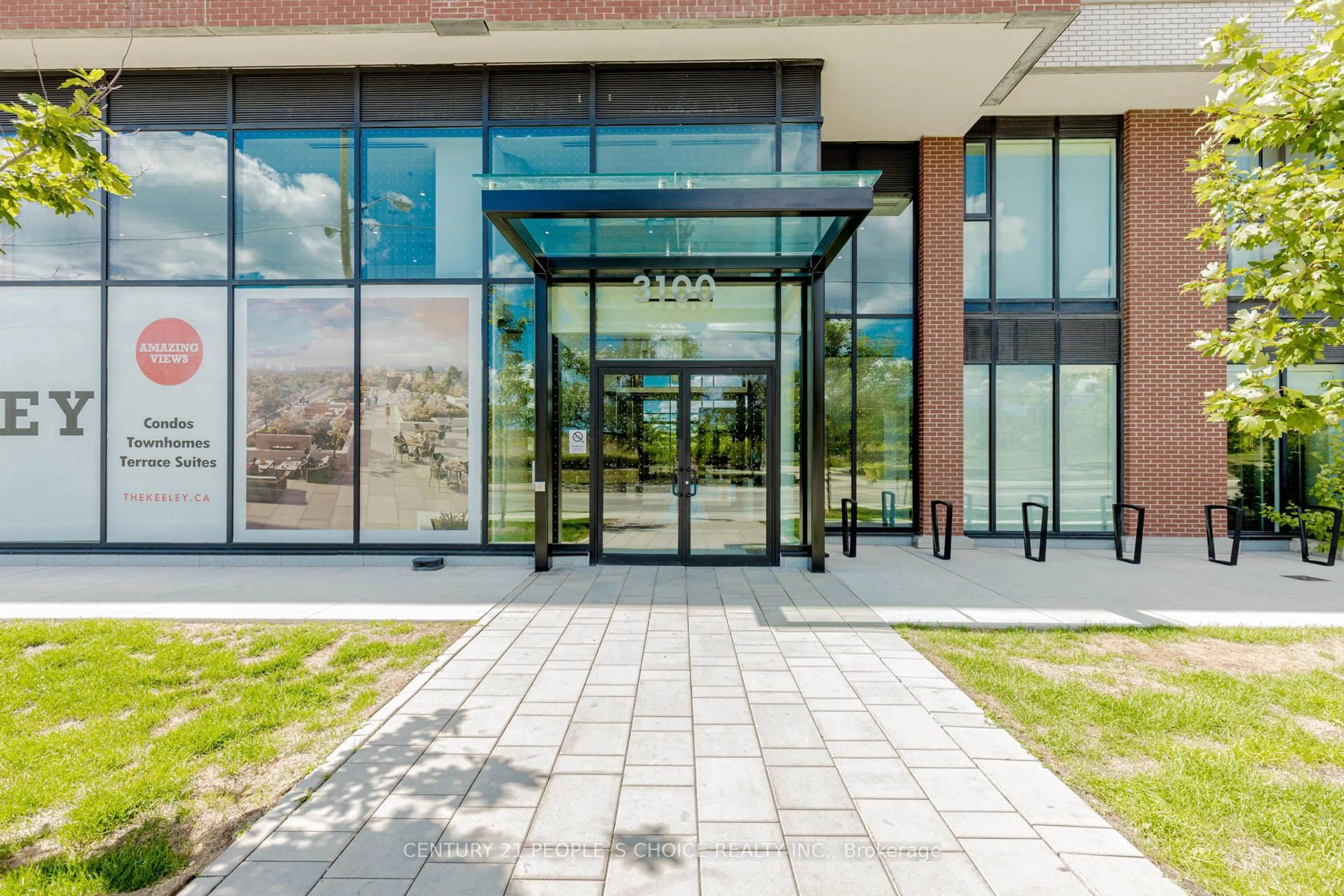 Indoor foyer for 3100 Keele St #314, Toronto Ontario M3M 0E1