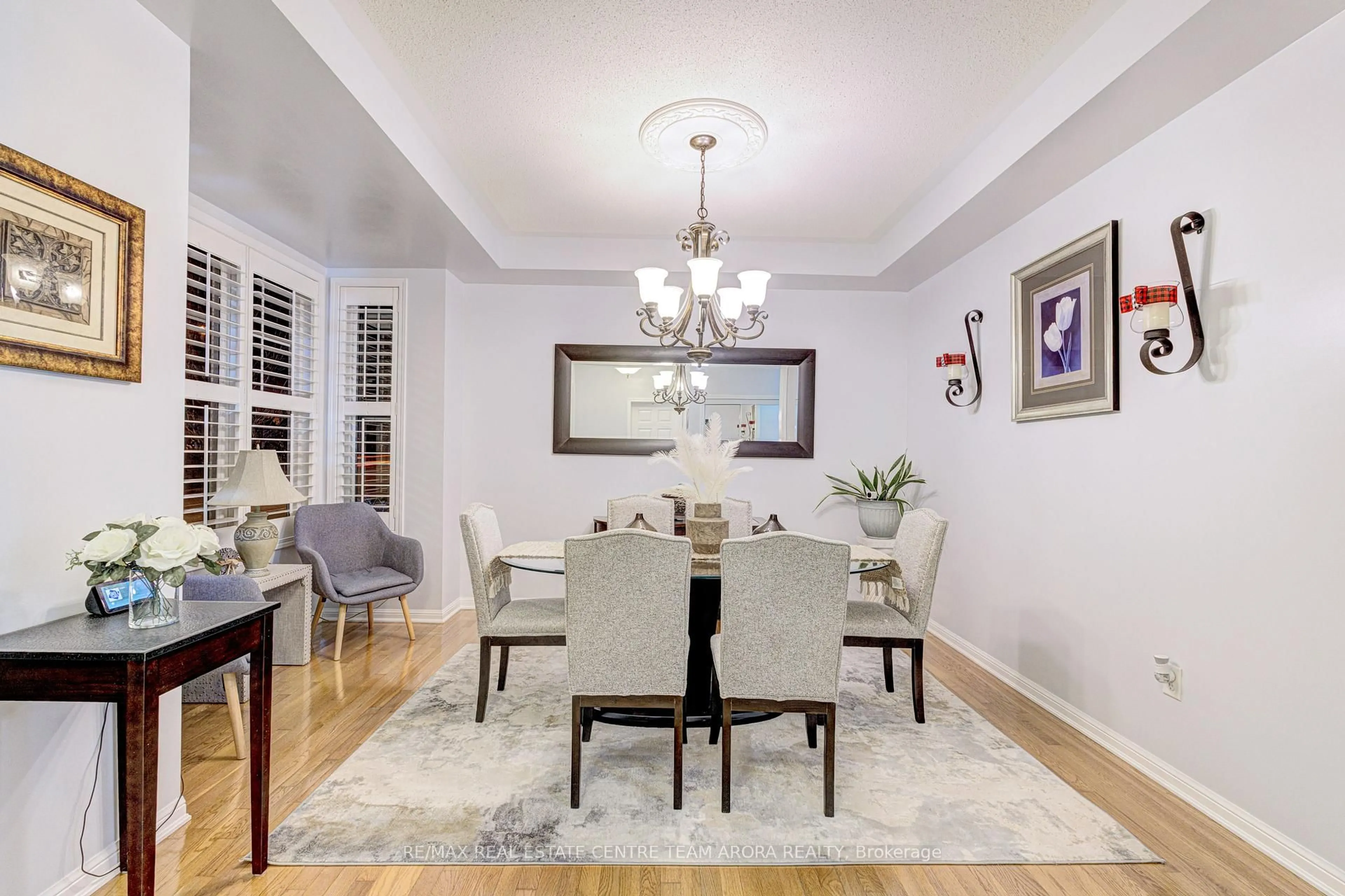 Dining room, unknown for 15 Bleasdale Ave, Brampton Ontario L7A 0R1