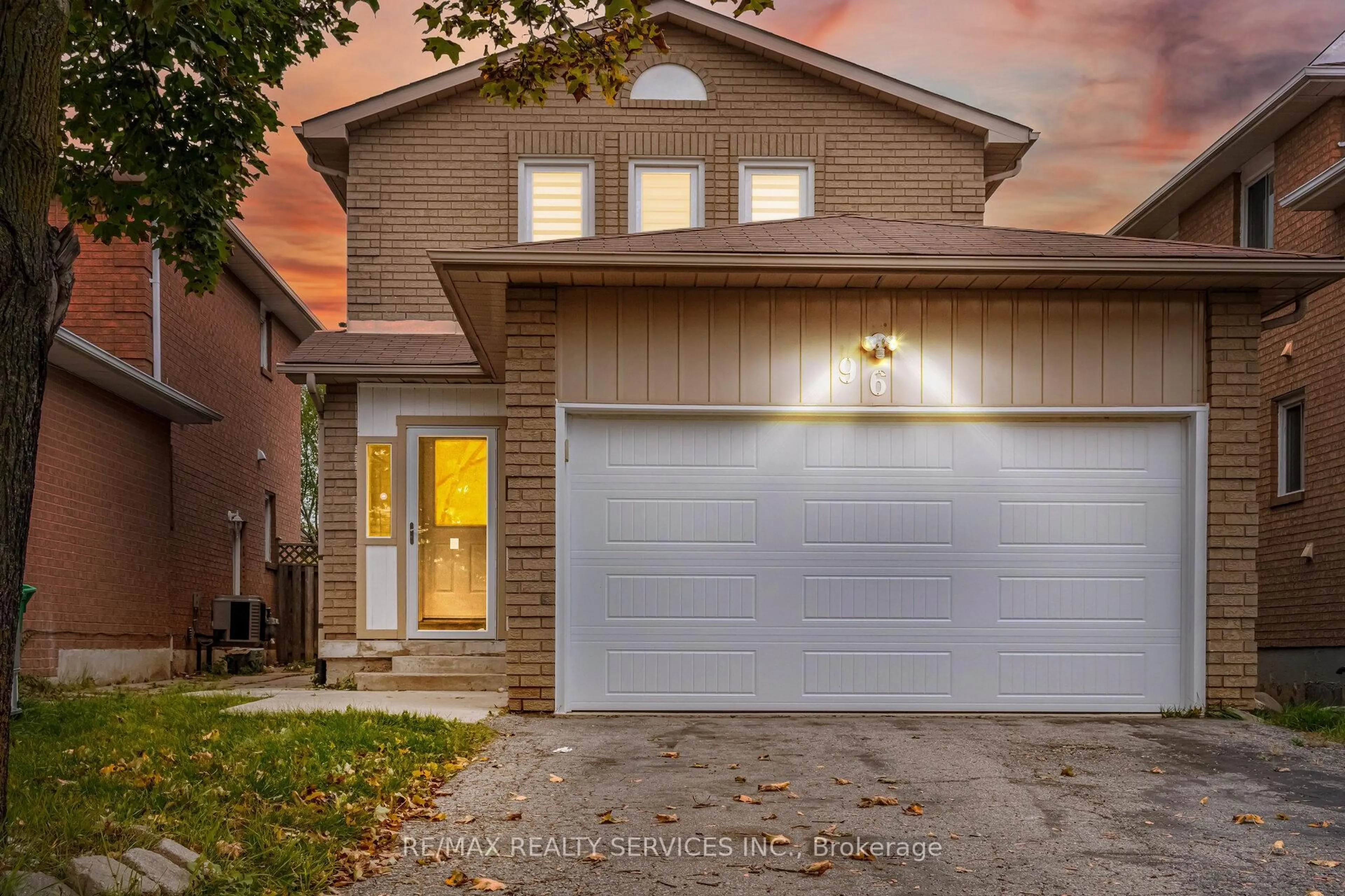 Home with brick exterior material, street for 96 Toba Cres, Brampton Ontario L6Z 4R8