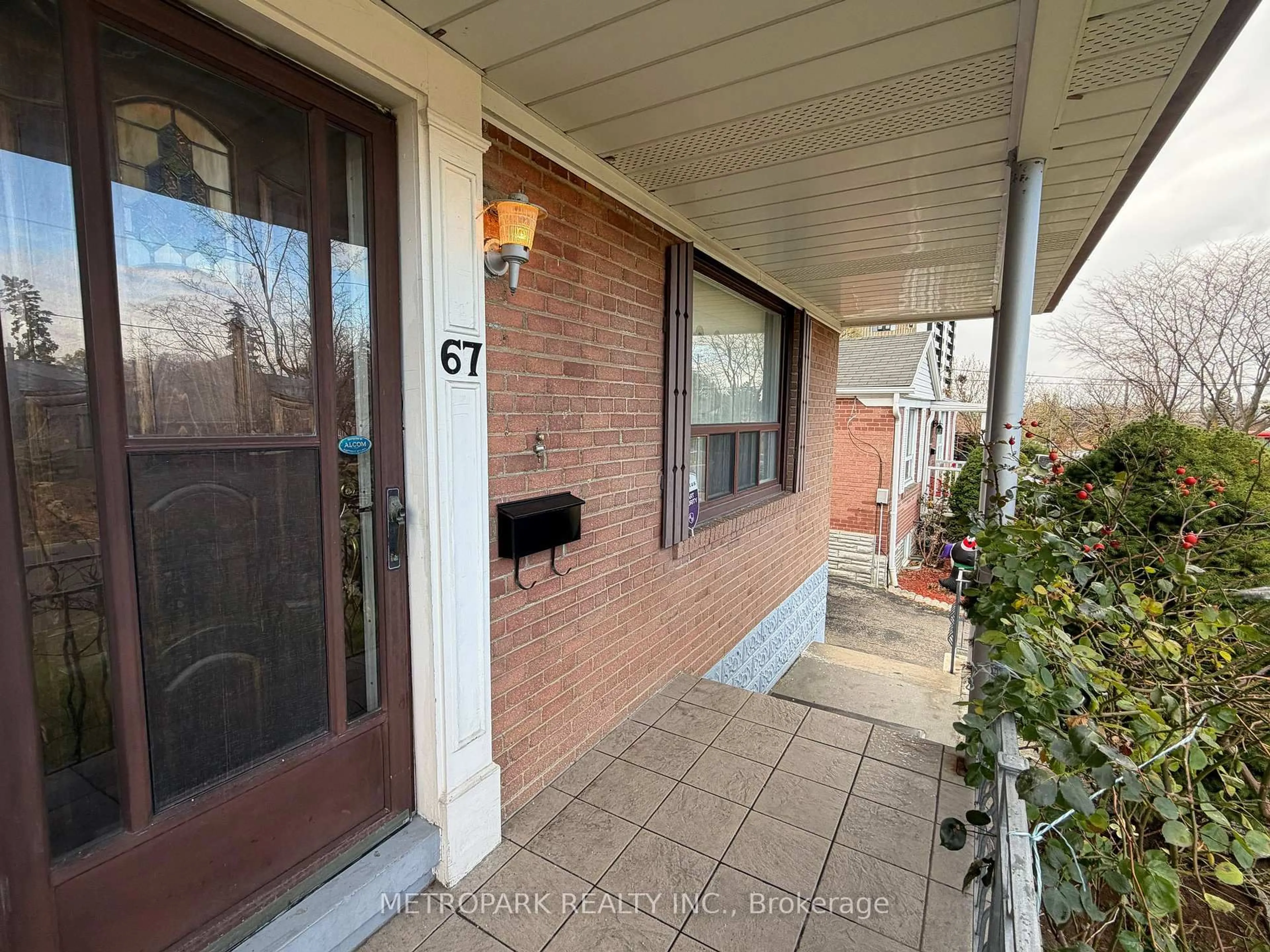 Unknown for 67 William Cragg Dr, Toronto Ontario M3M 1V3