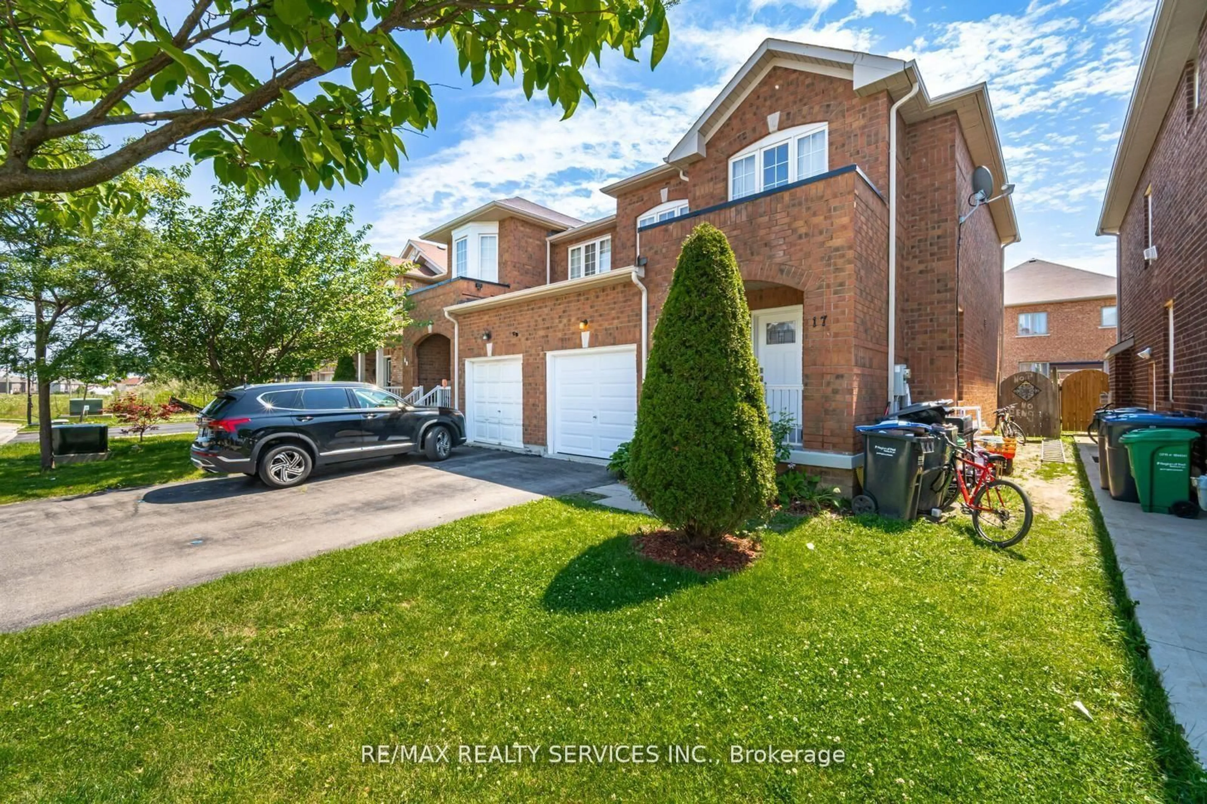 Home with brick exterior material, street for 17 Dawes Rd, Brampton Ontario L6X 0R8