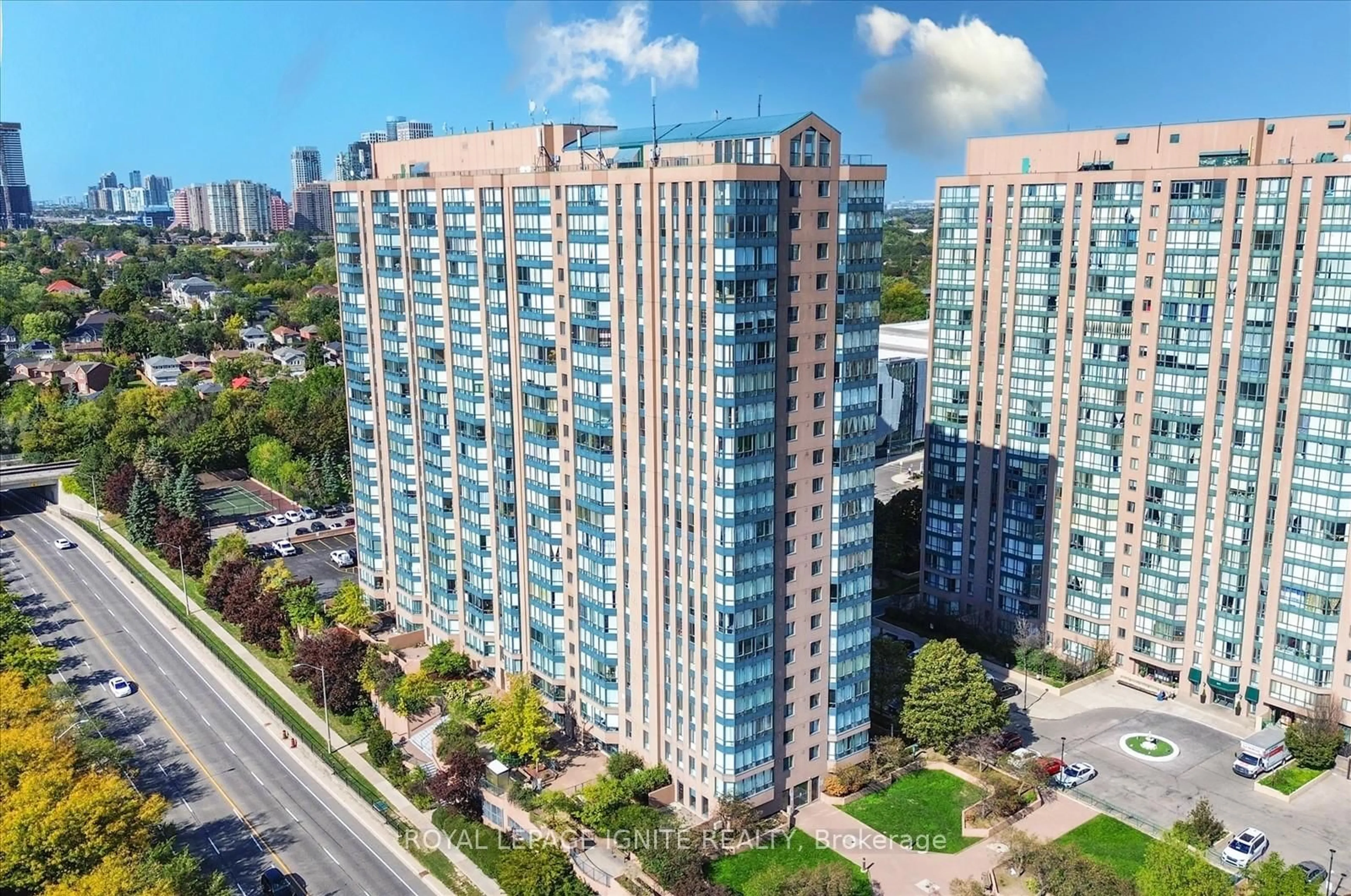 A pic from outside/outdoor area/front of a property/back of a property/a pic from drone, city buildings view from balcony for 155 Hillcrest Ave #705, Mississauga Ontario L5B 3Z2