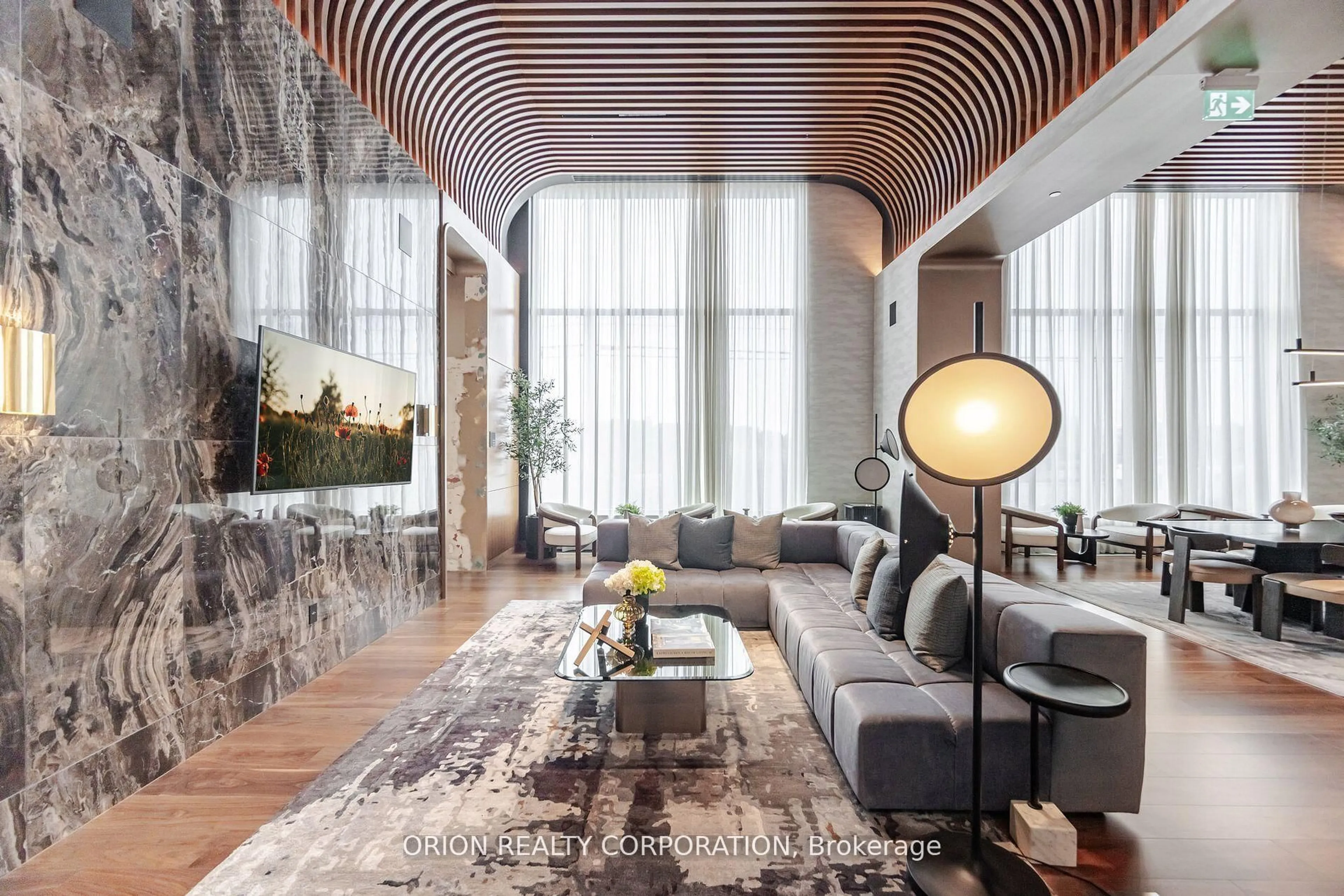 Unknown for 3240 WILLIAM COLTSON Ave #822, Oakville Ontario L6H 8C8