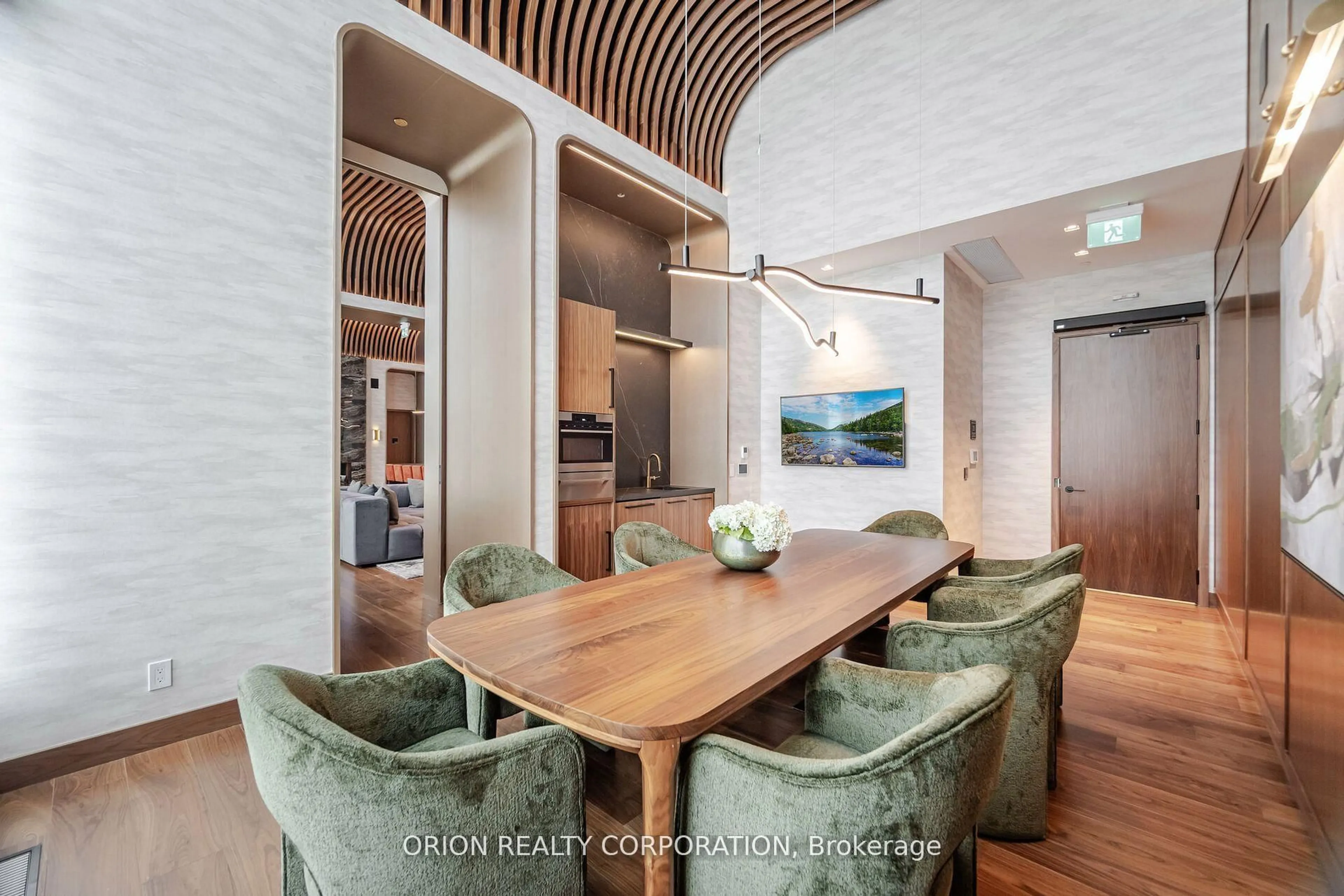 Dining room, unknown for 3240 WILLIAM COLTSON Ave #822, Oakville Ontario L6H 8C8