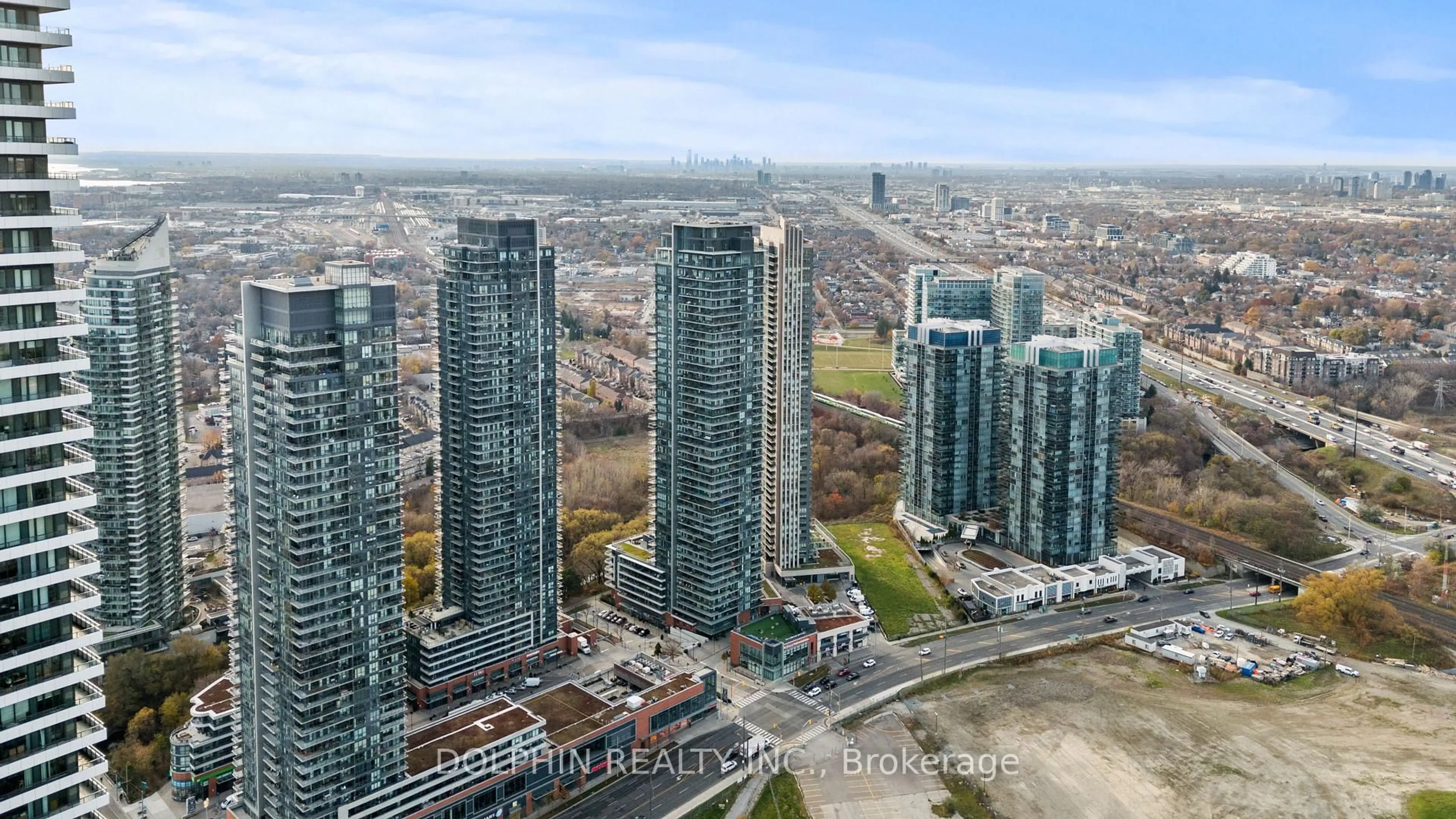 A pic from outside/outdoor area/front of a property/back of a property/a pic from drone, city buildings view from balcony for 10 Parklawn Rd #4304, Toronto Ontario M8V 0H9