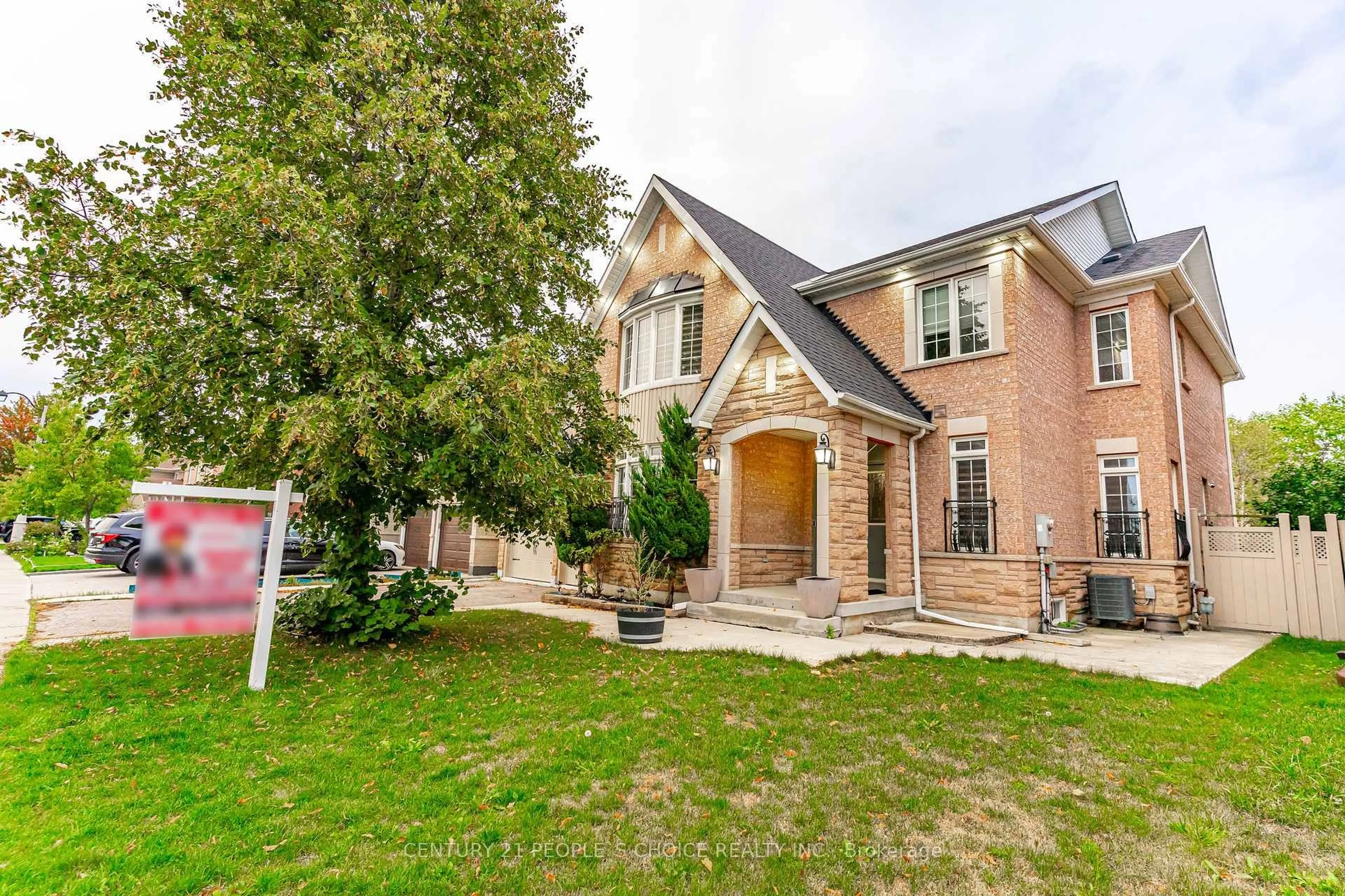 Home with brick exterior material, street for 39 Huntspoint Dr, Brampton Ontario L6P 2E9