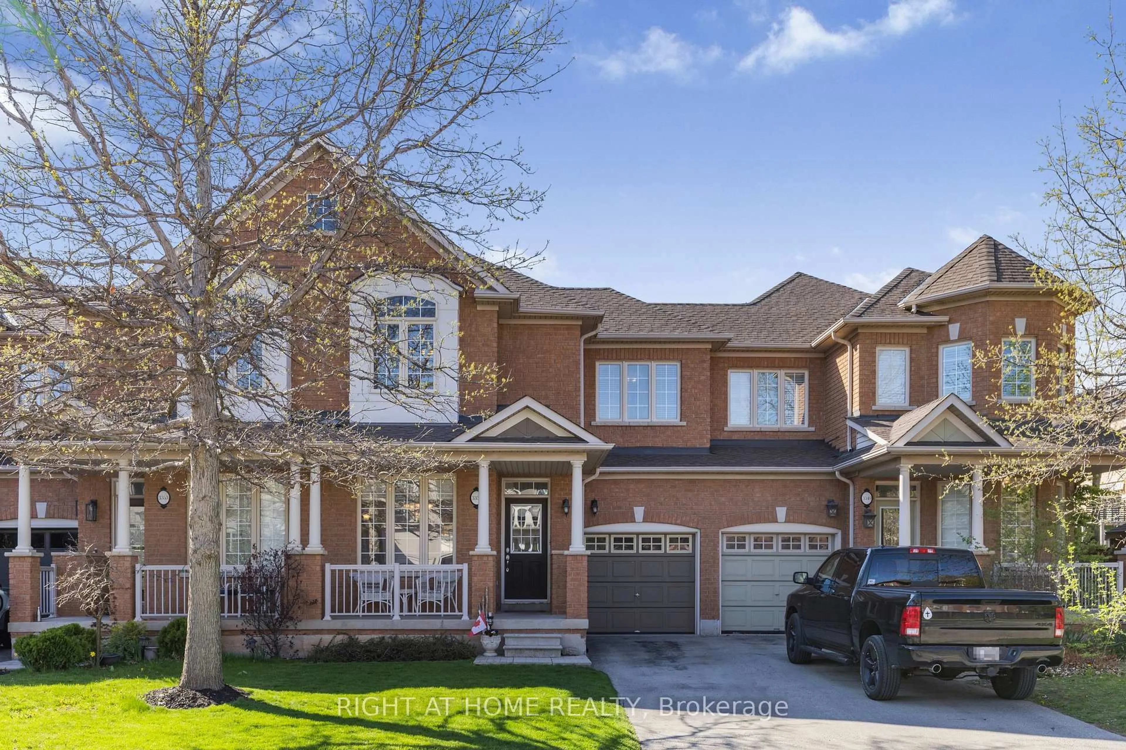 Home with brick exterior material, street for 3351 Hayhurst Cres, Oakville Ontario L6L 6T8
