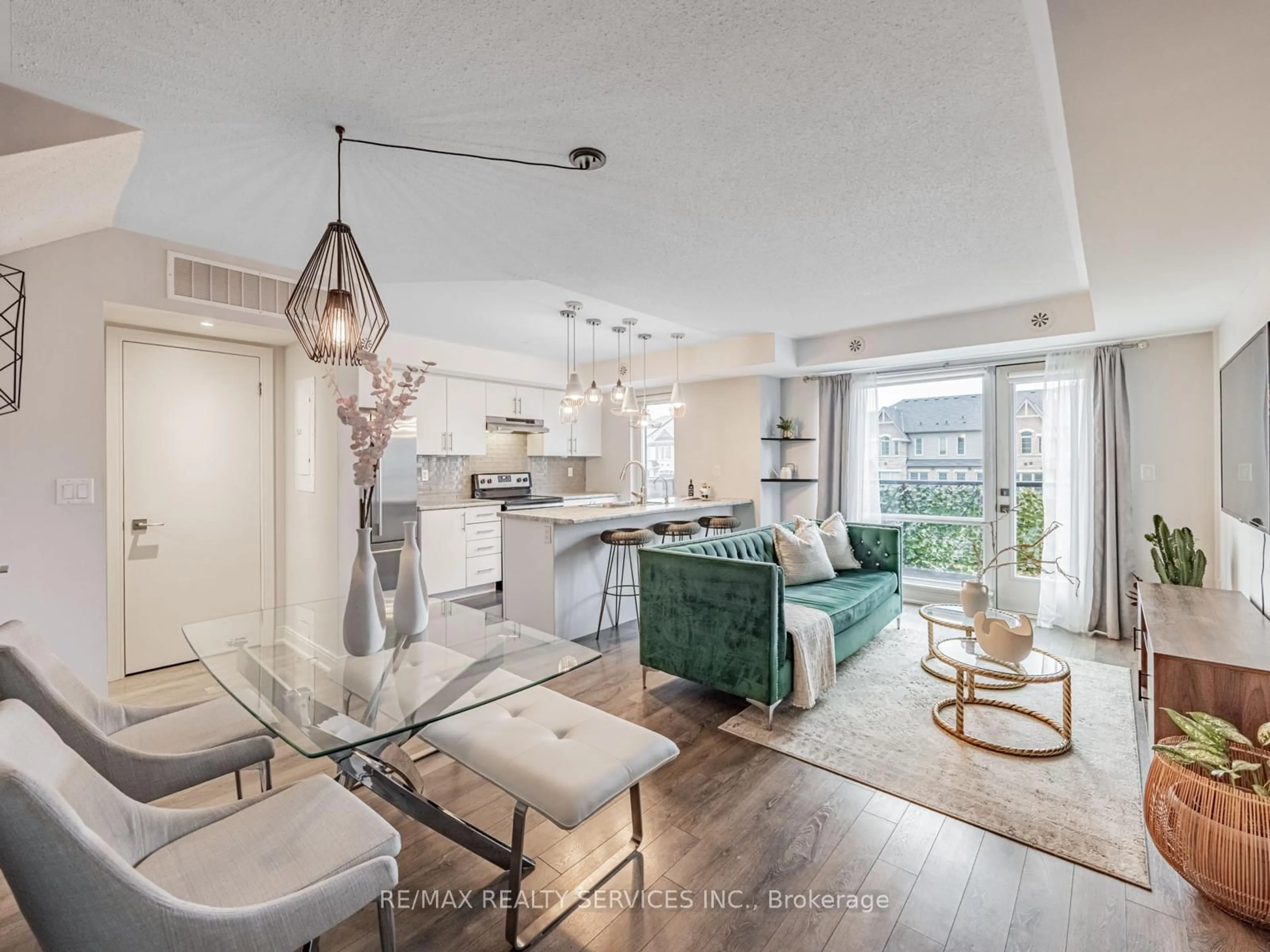 Open concept kitchen, unknown for 100 Dufay Rd #60, Brampton Ontario L7A 4S3