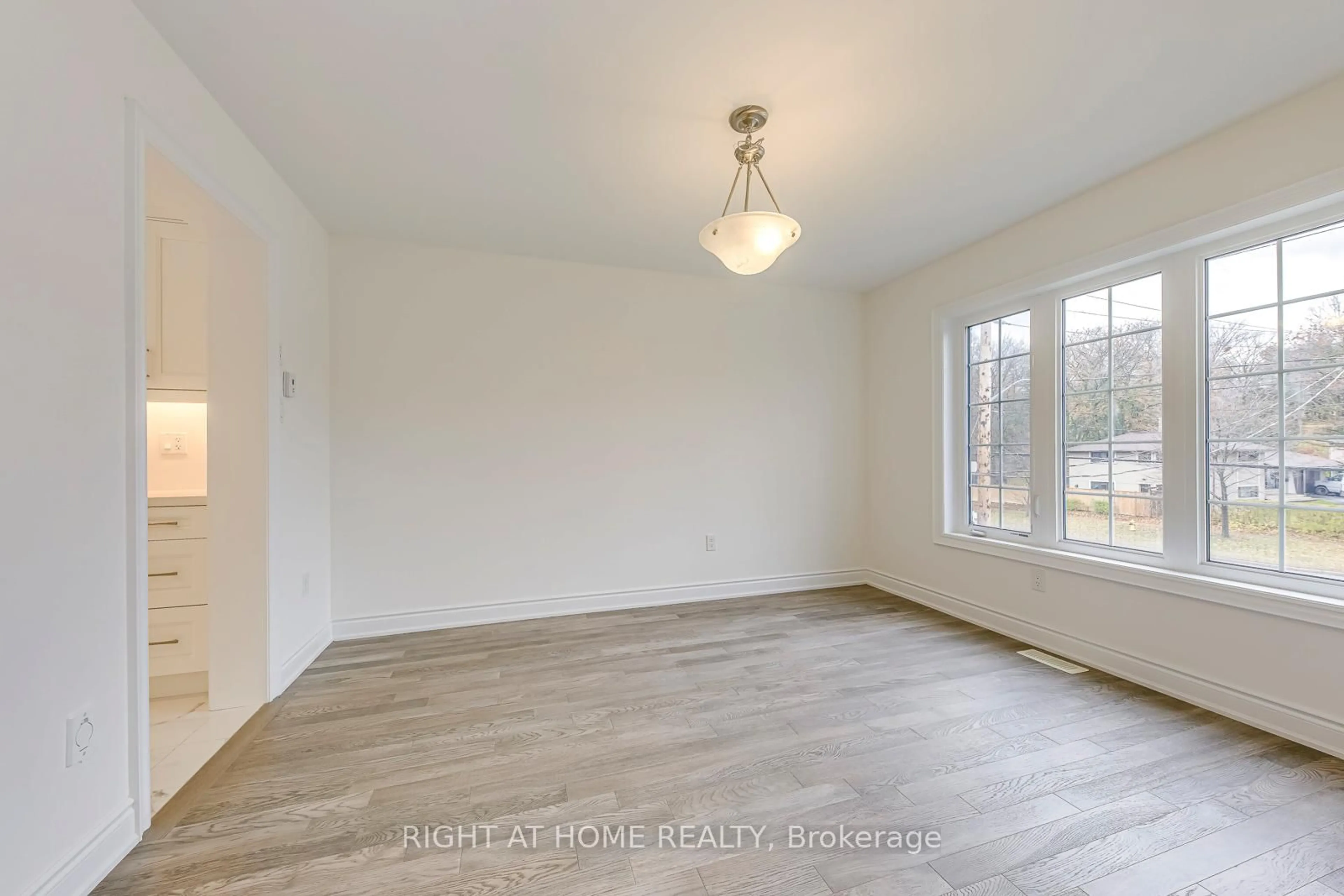 A pic of a room for 2581 Islington Ave, Toronto Ontario M9V 4A2