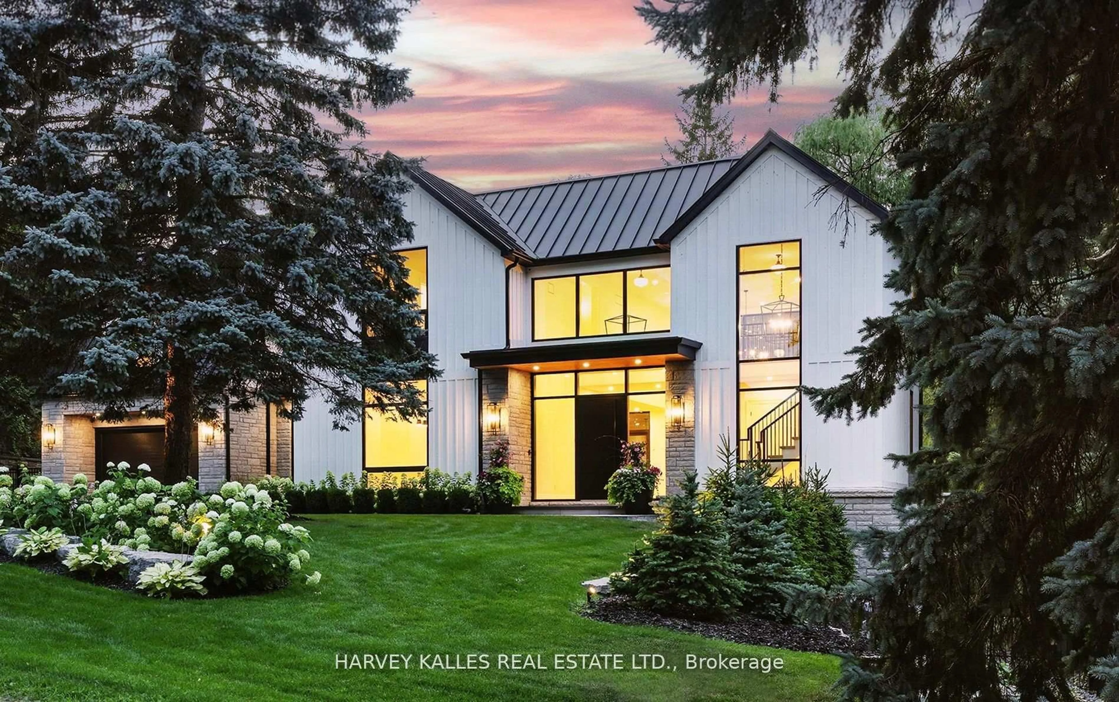 Home with brick exterior material, unknown for 233 Lakewood Dr, Oakville Ontario L6K 1B3