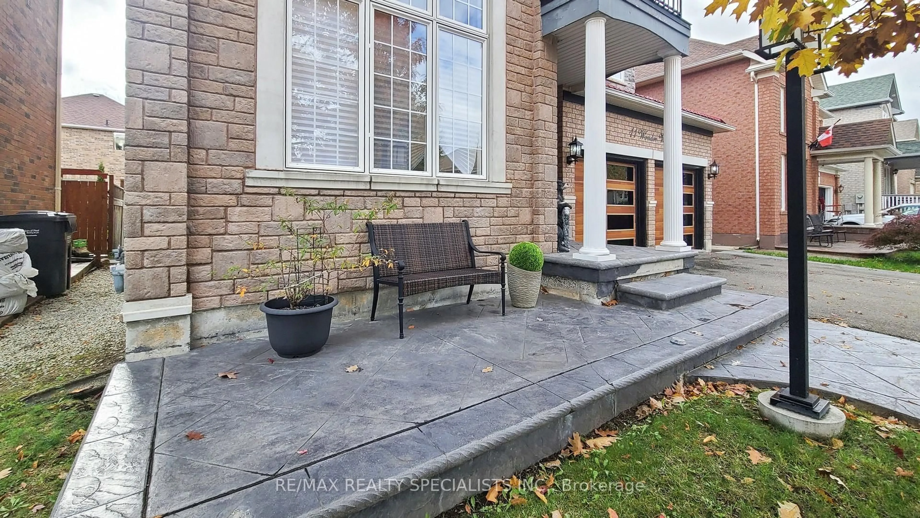 Patio, street for 11 Wonder Way, Brampton Ontario L6P 1E9