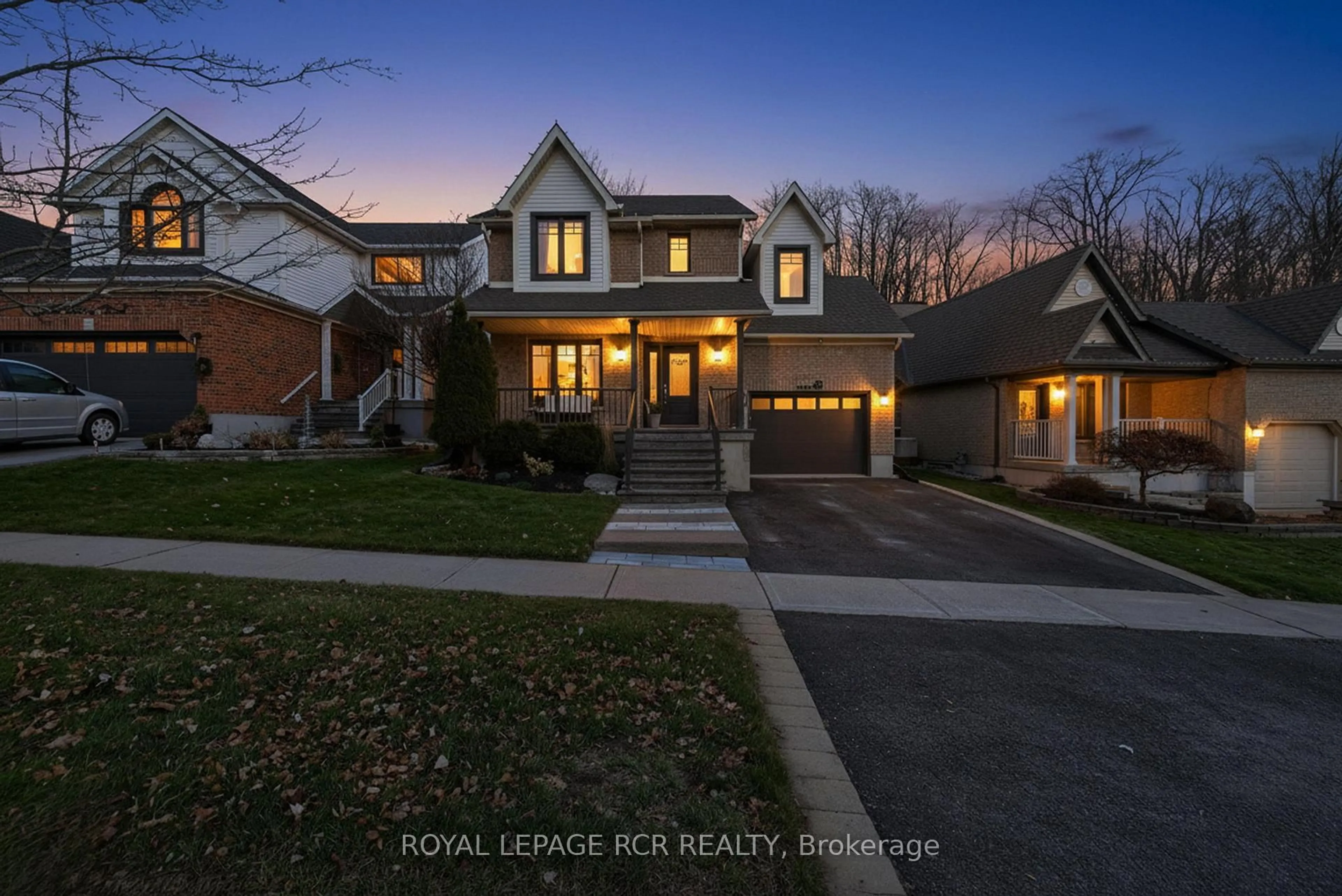 Home with brick exterior material, street for 55 Abbey Rd, Orangeville Ontario L9W 5E3