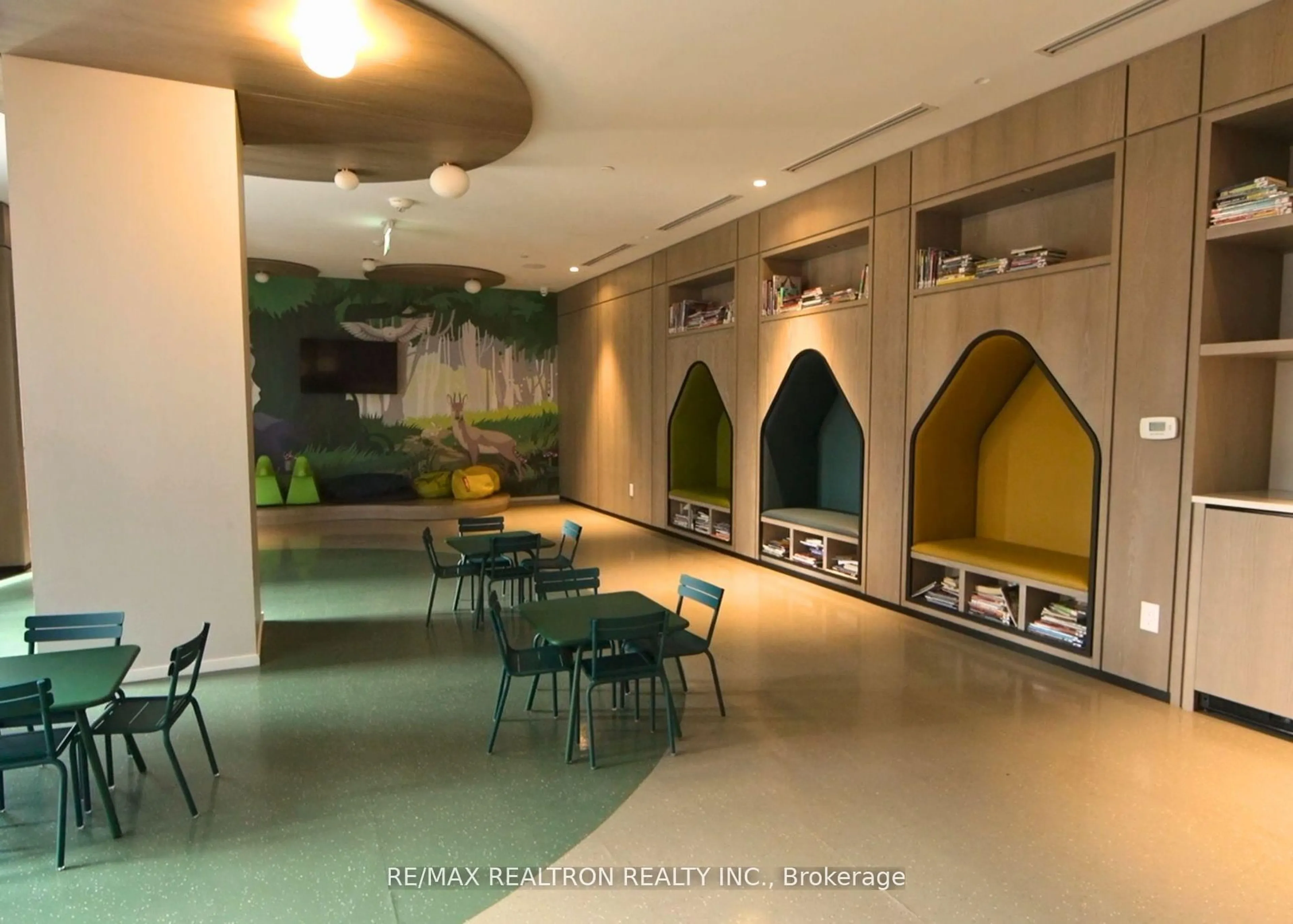 Lobby for 5 Mabelle Ave #2328, Toronto Ontario M9A 0C8