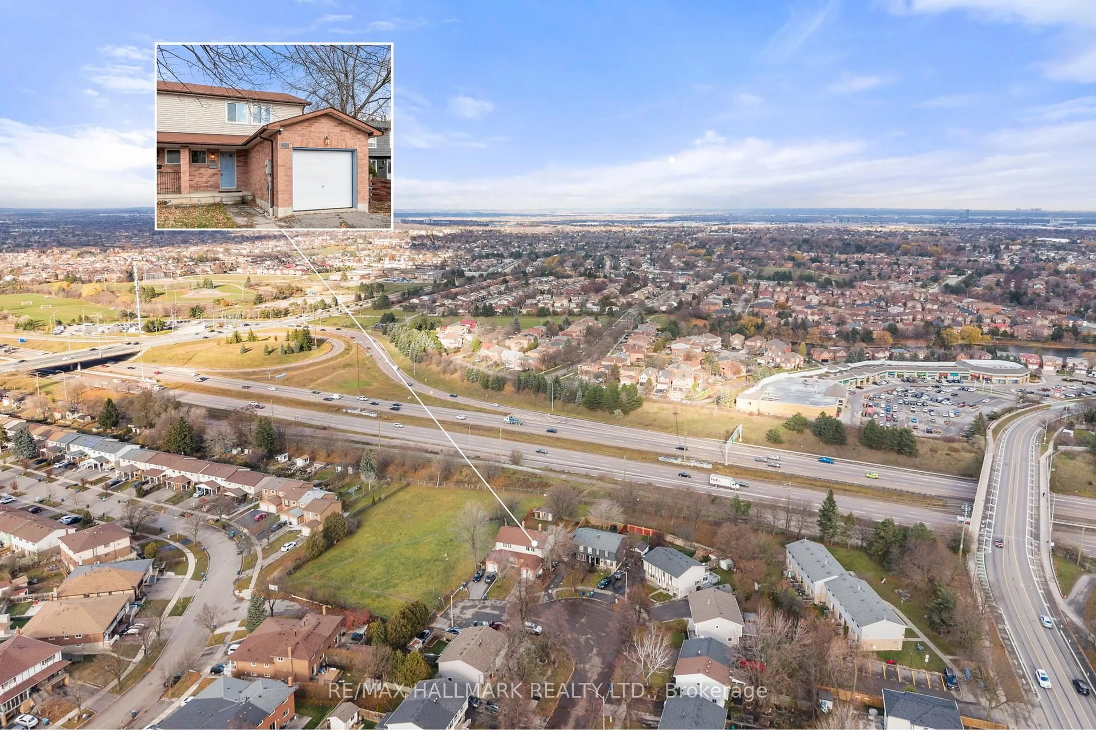 A pic from outside/outdoor area/front of a property/back of a property/a pic from drone, city buildings view from balcony for 62 Bramhall Circ, Brampton Ontario L6V 2G4