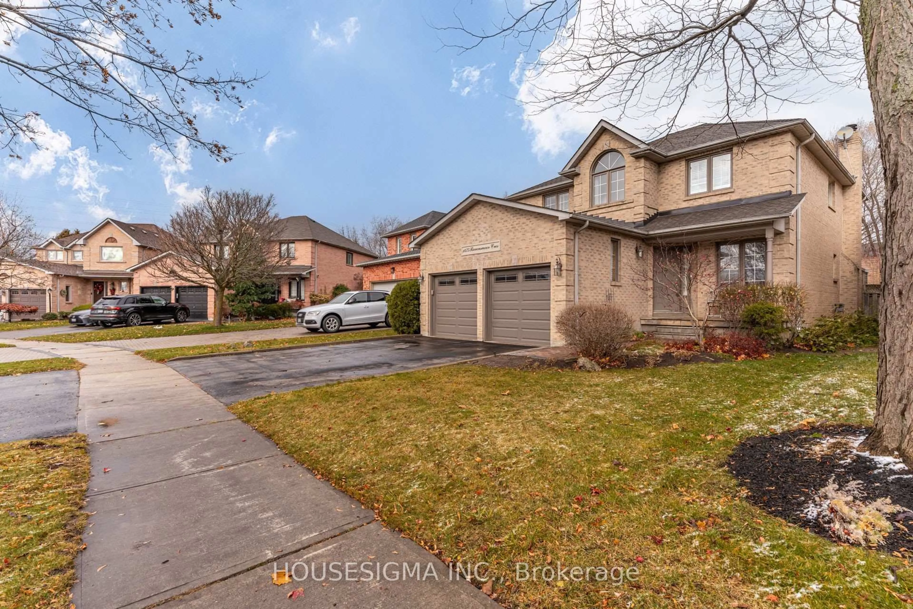 Home with brick exterior material, street for 1475 Ravensmoor Cres, Mississauga Ontario L5M 3L4