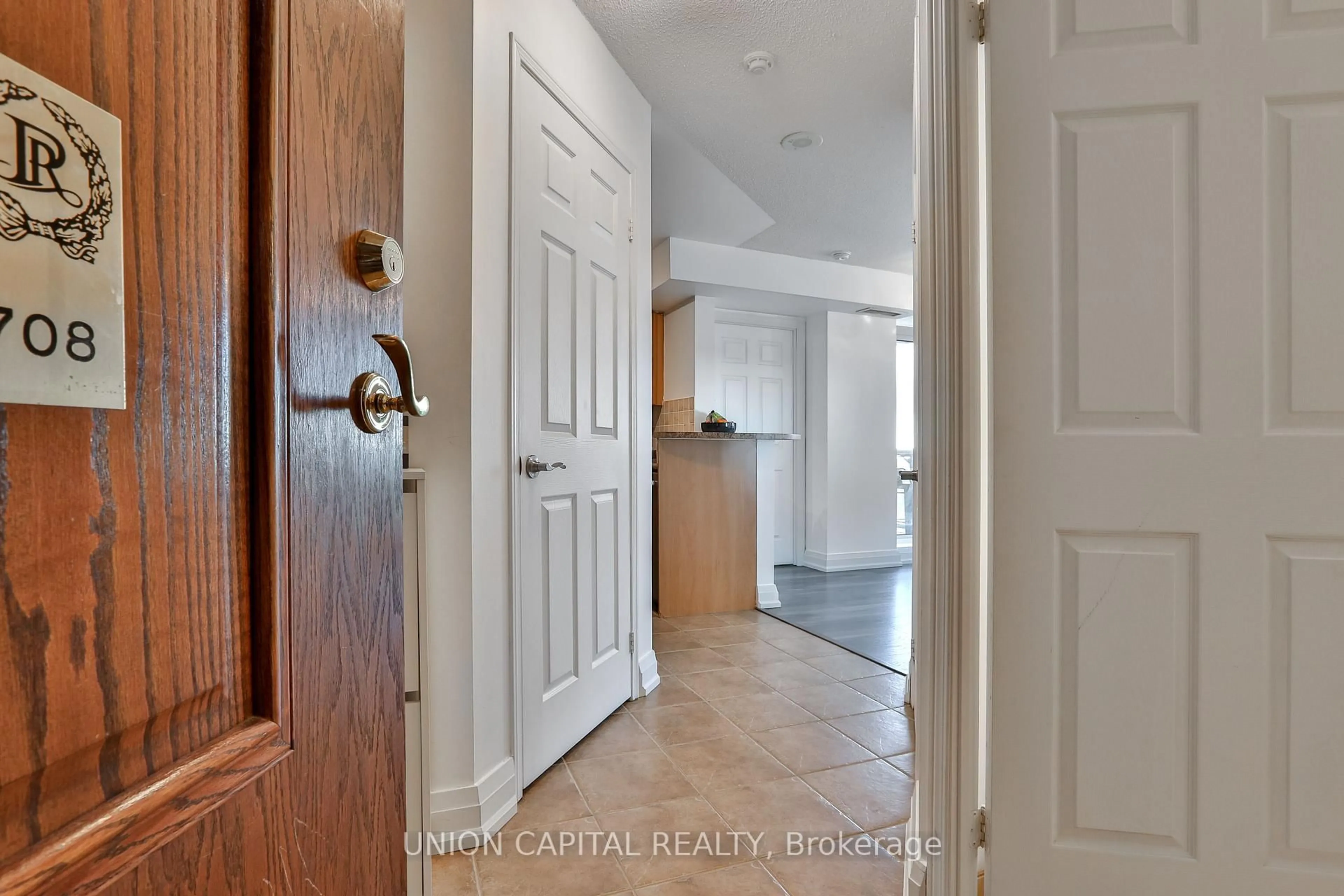 Indoor entryway for 9 Michael Power Pl #708, Toronto Ontario M9A 0A5