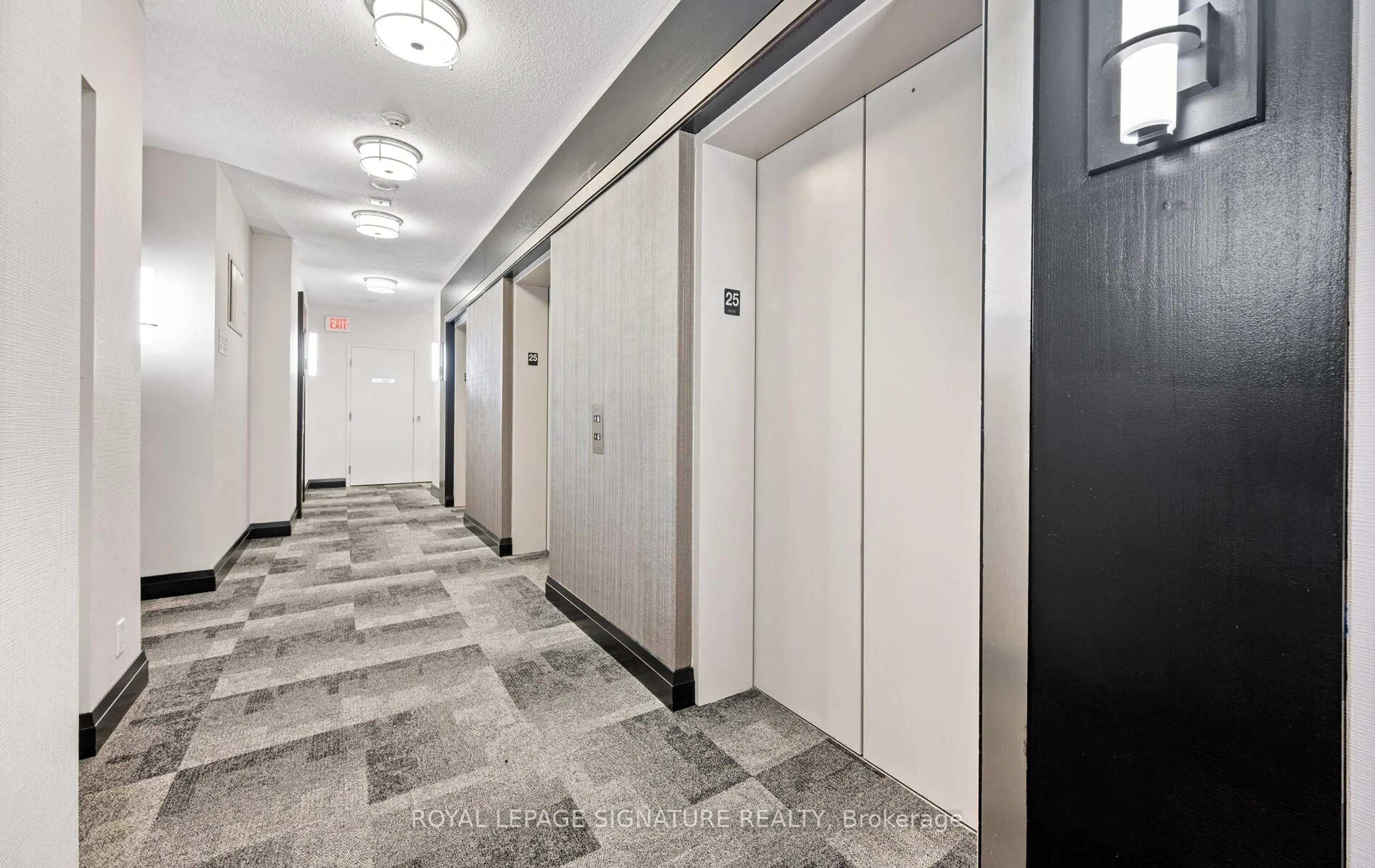 Indoor foyer for 70 Absolute Ave #2501, Mississauga Ontario L4Z 0A4