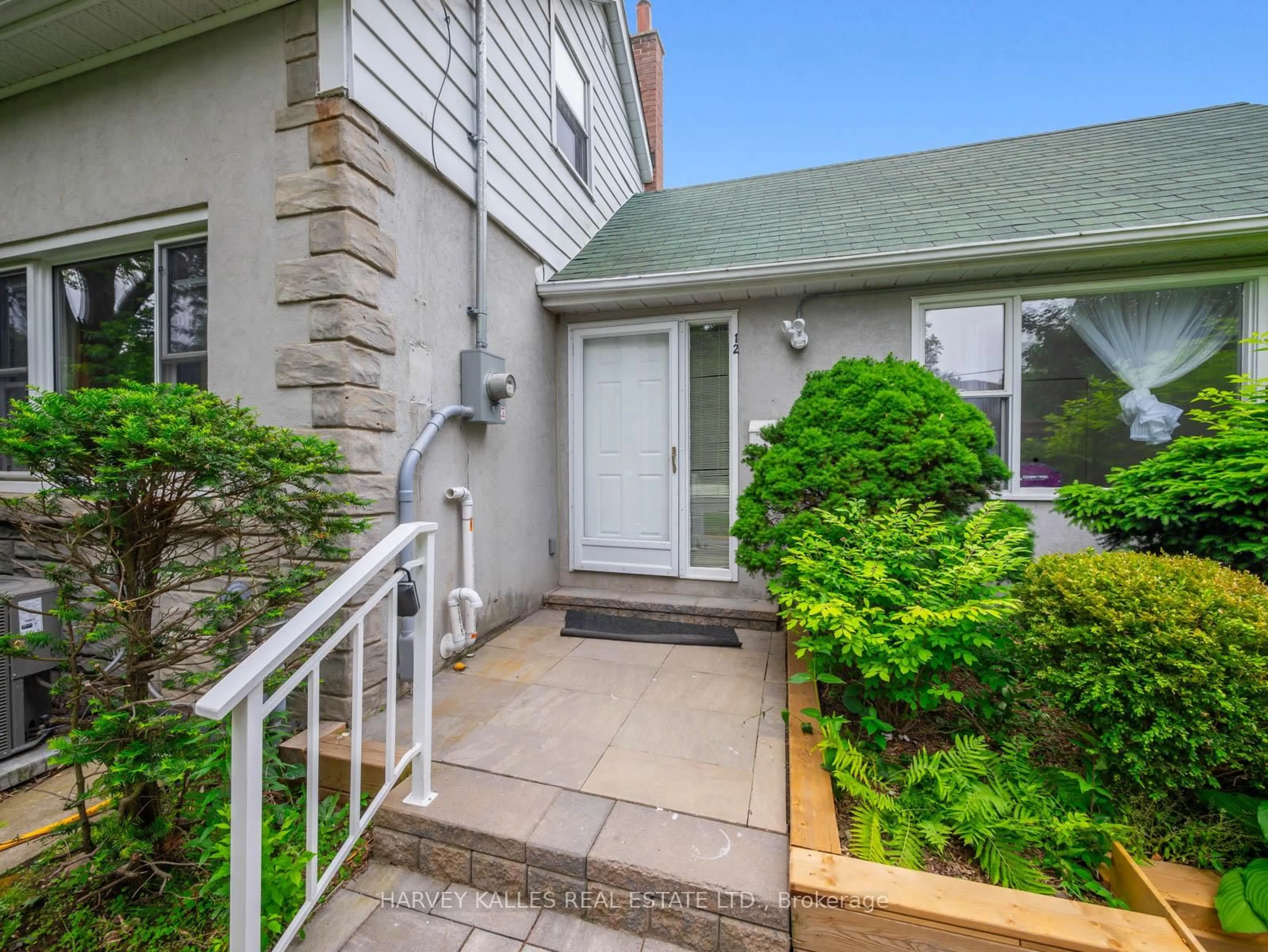 Unknown for 12 Gibson Ave, Toronto Ontario M9V 2S6