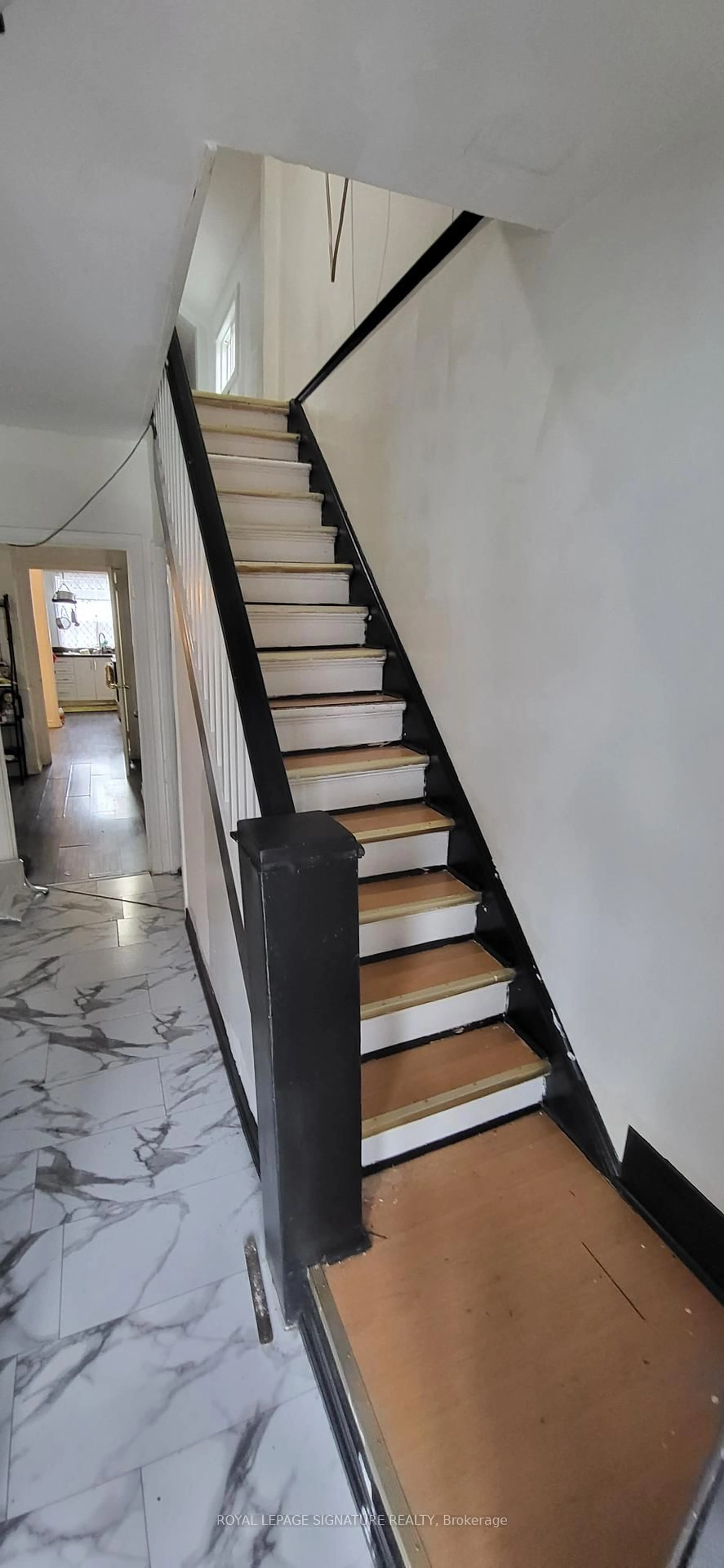 Stairs for 4 Nickle St, Toronto Ontario M6M 2H6