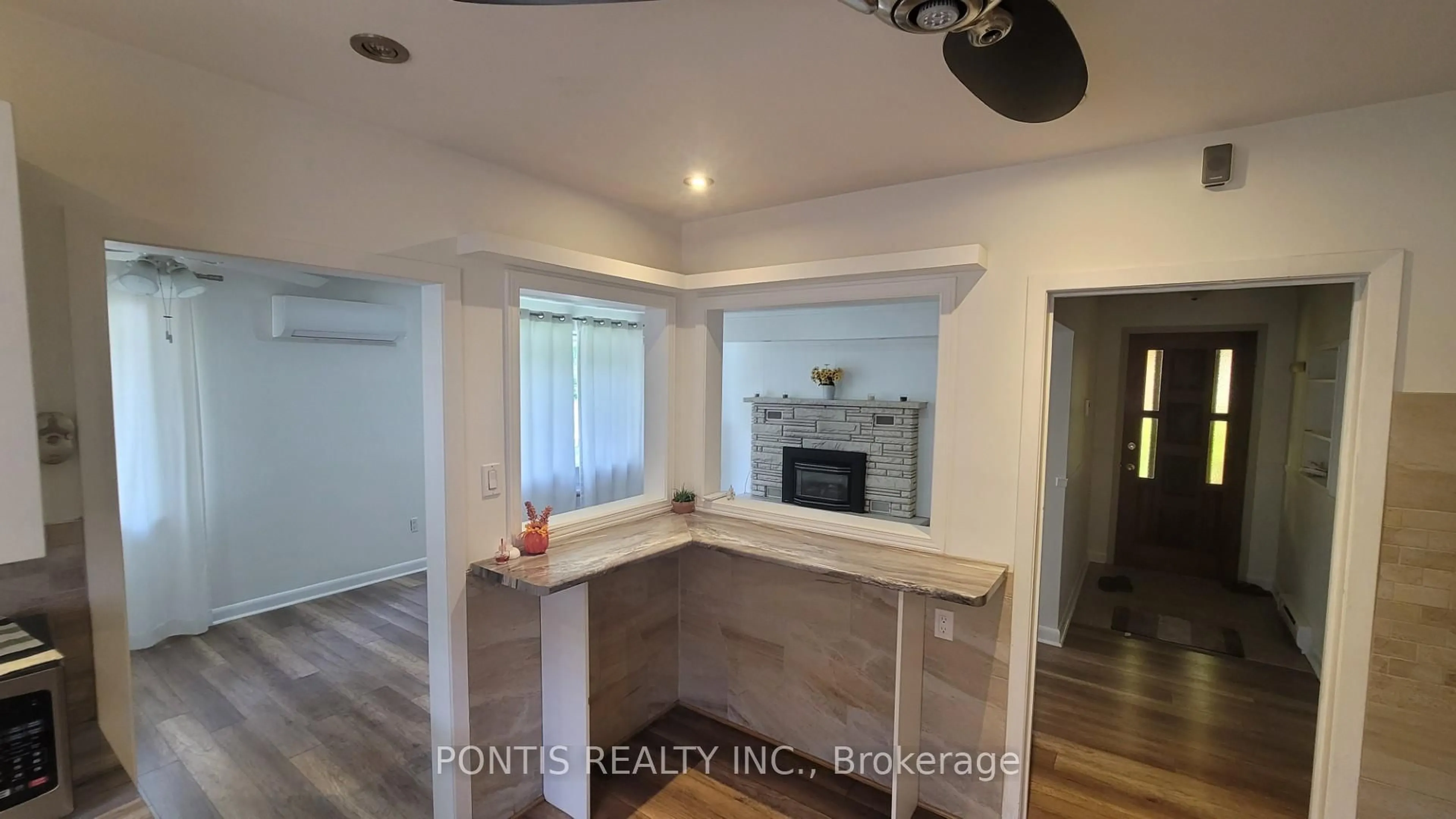 Open concept kitchen, unknown for 83 DENISON Ave, Brampton Ontario L6X 1E9