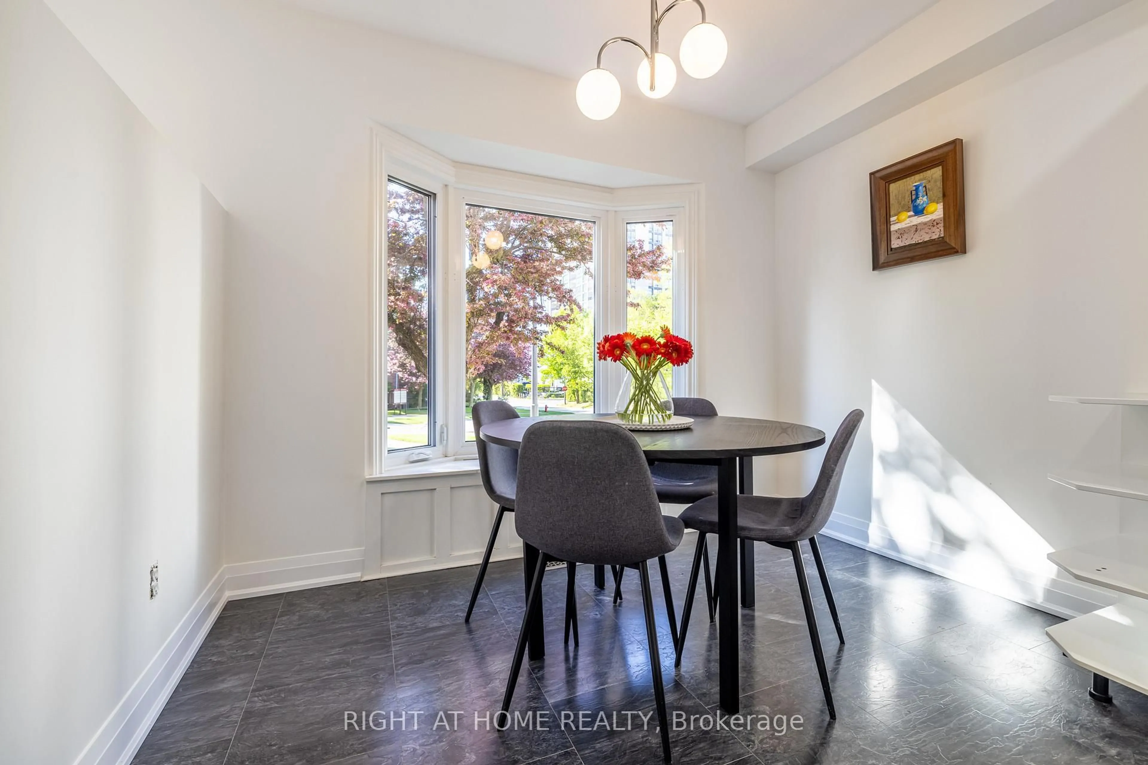 Dining room, unknown for 67 Windhaven Pl, Oakville Ontario L6L 6L1
