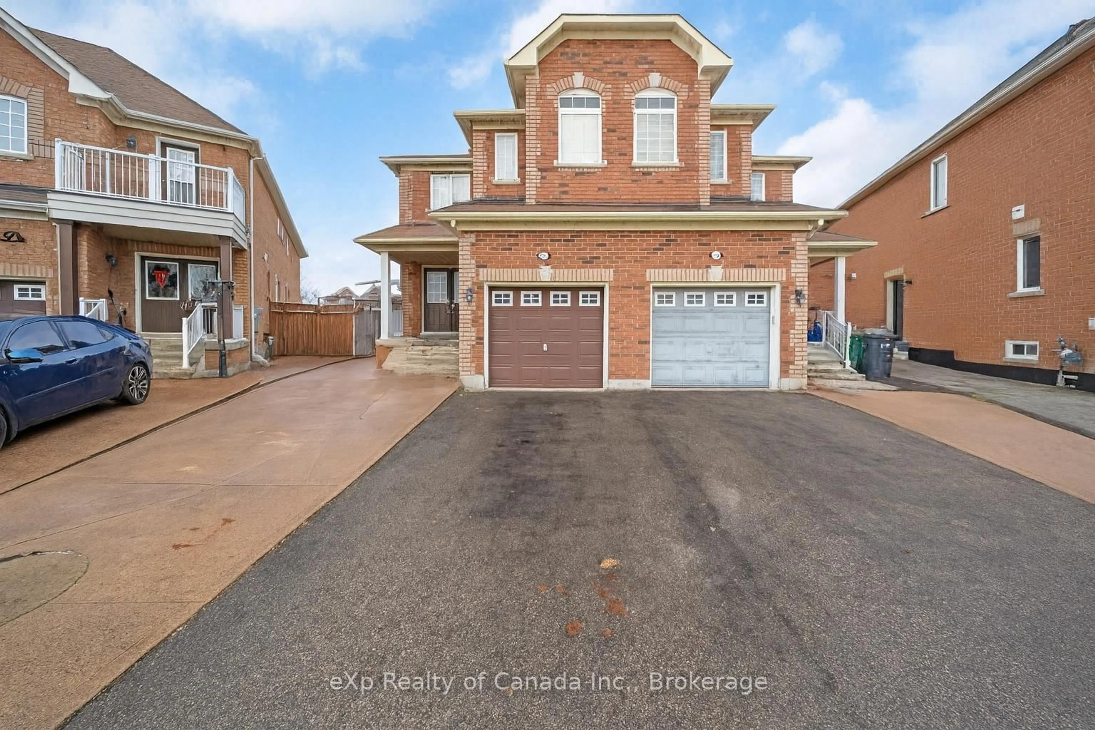 Home with brick exterior material, street for 3314 Flagstone Dr, Mississauga Ontario L5M 7T7