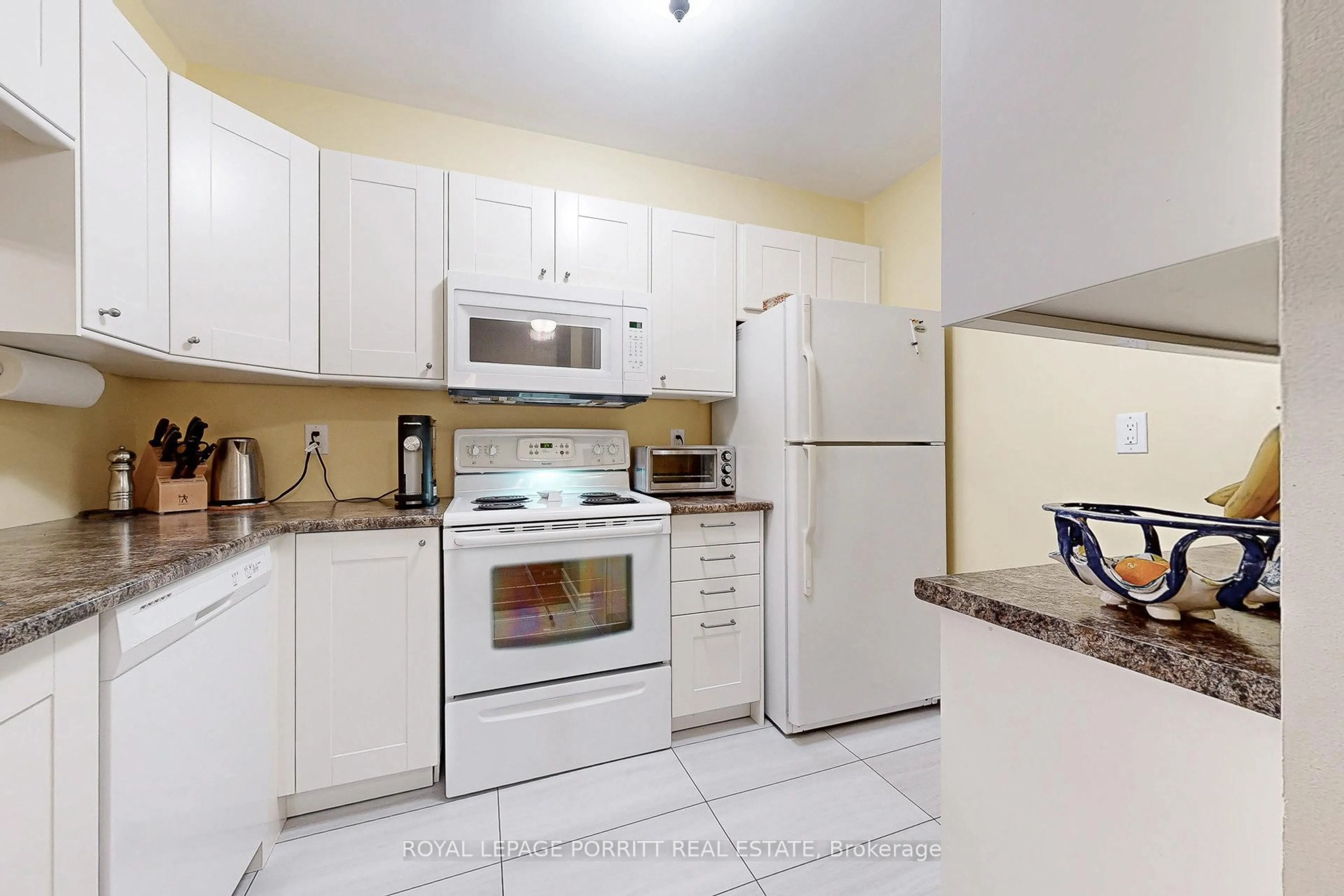 Standard kitchen, ceramic/tile floor for 3835 Lake Shore Blvd #208, Toronto Ontario M8W 1R2
