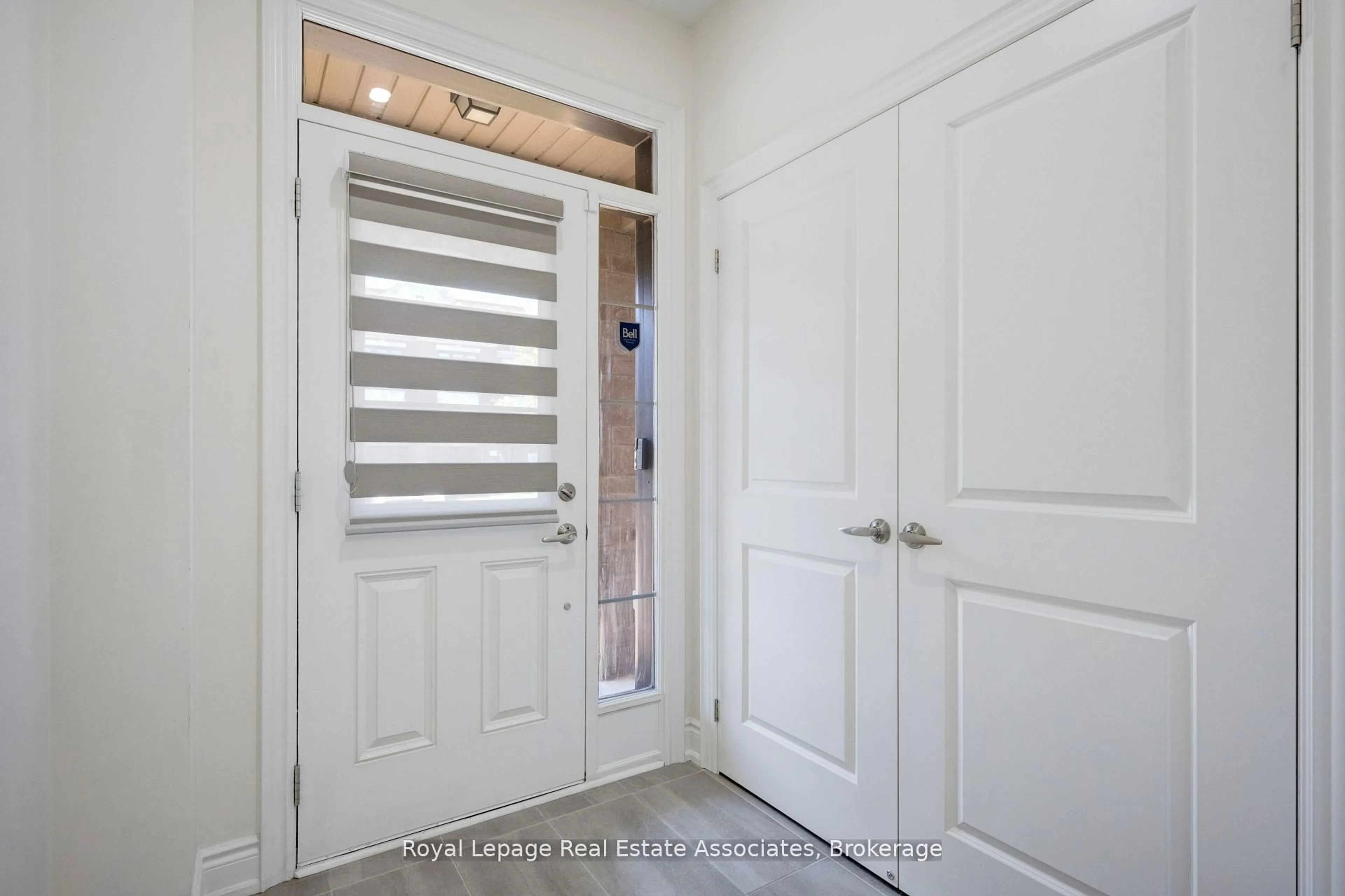 Indoor entryway for 13 Quinton Rdge, Brampton Ontario L6Y 6J4