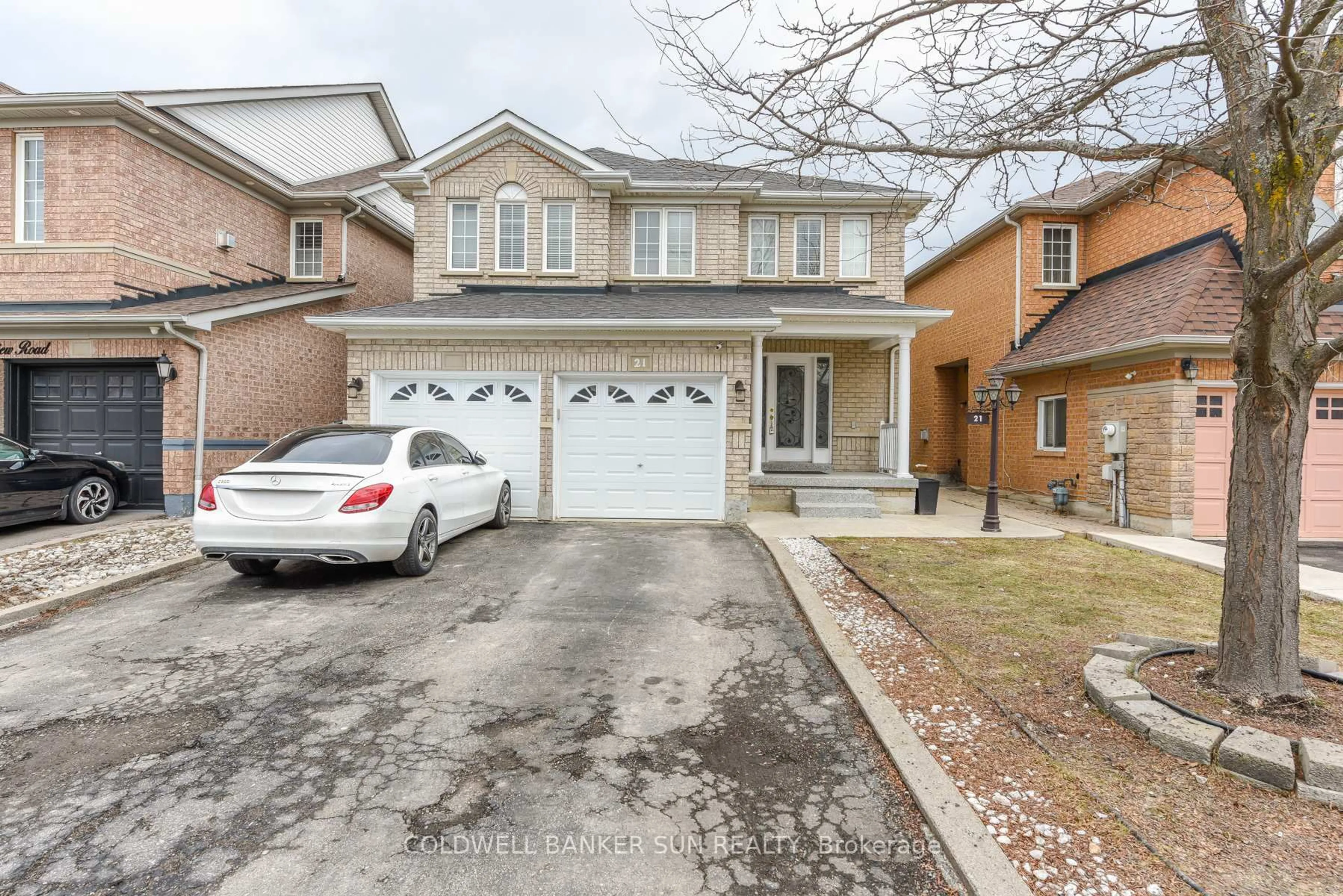 Unknown for 21 Sunnyview Rd, Brampton Ontario L7A 3E4