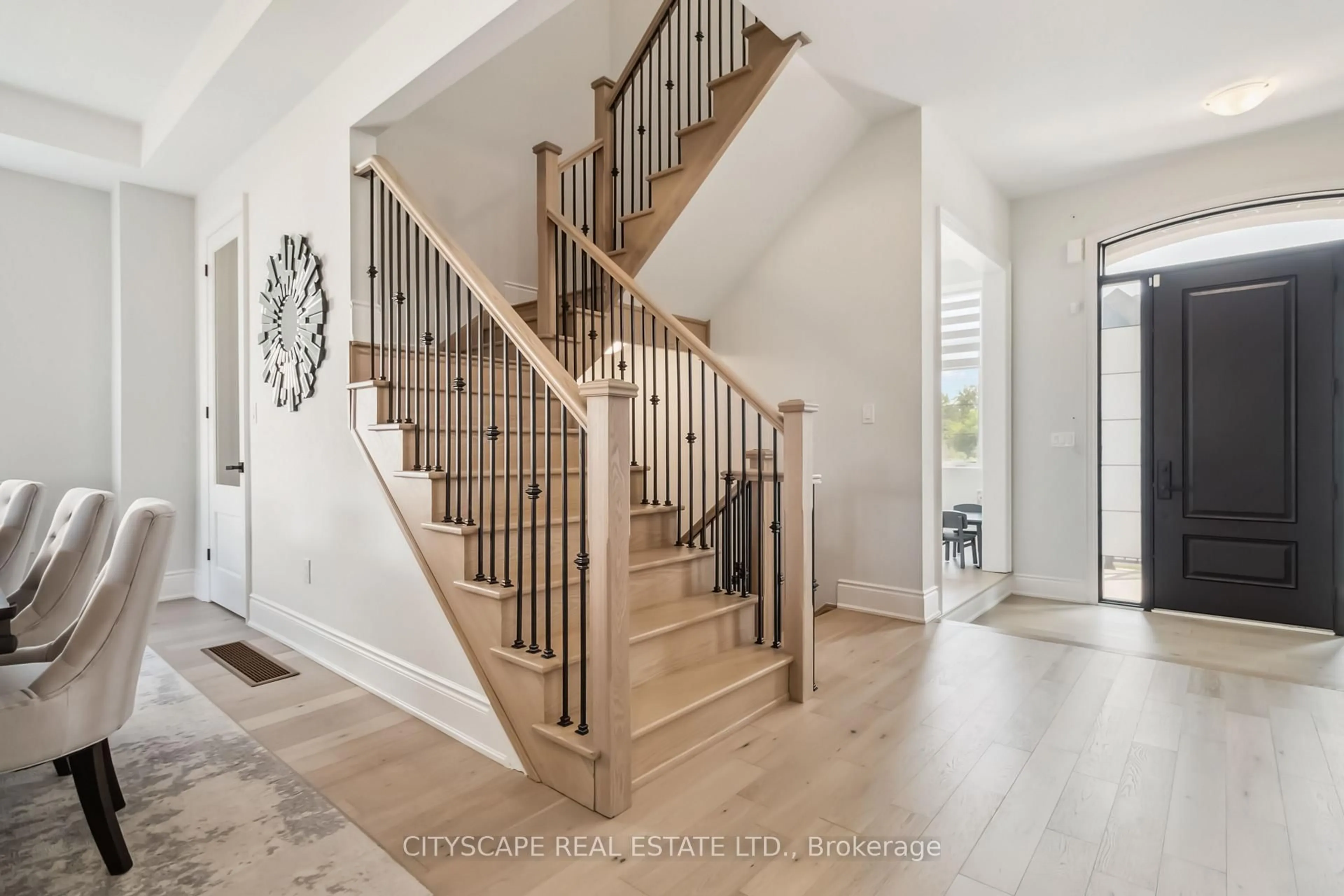 Stairs for 1268 Meadowside Path, Oakville Ontario L6M 5M9