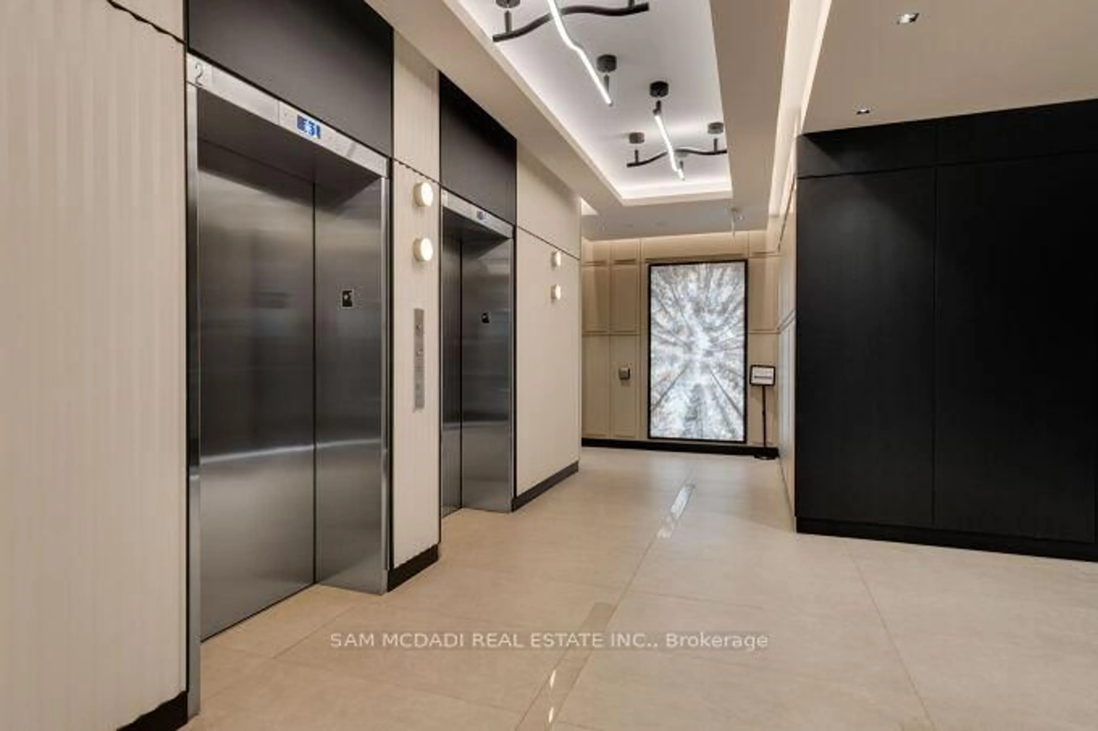 Indoor foyer for 3200 William Coltson Ave #318, Oakville Ontario L6H 7W8