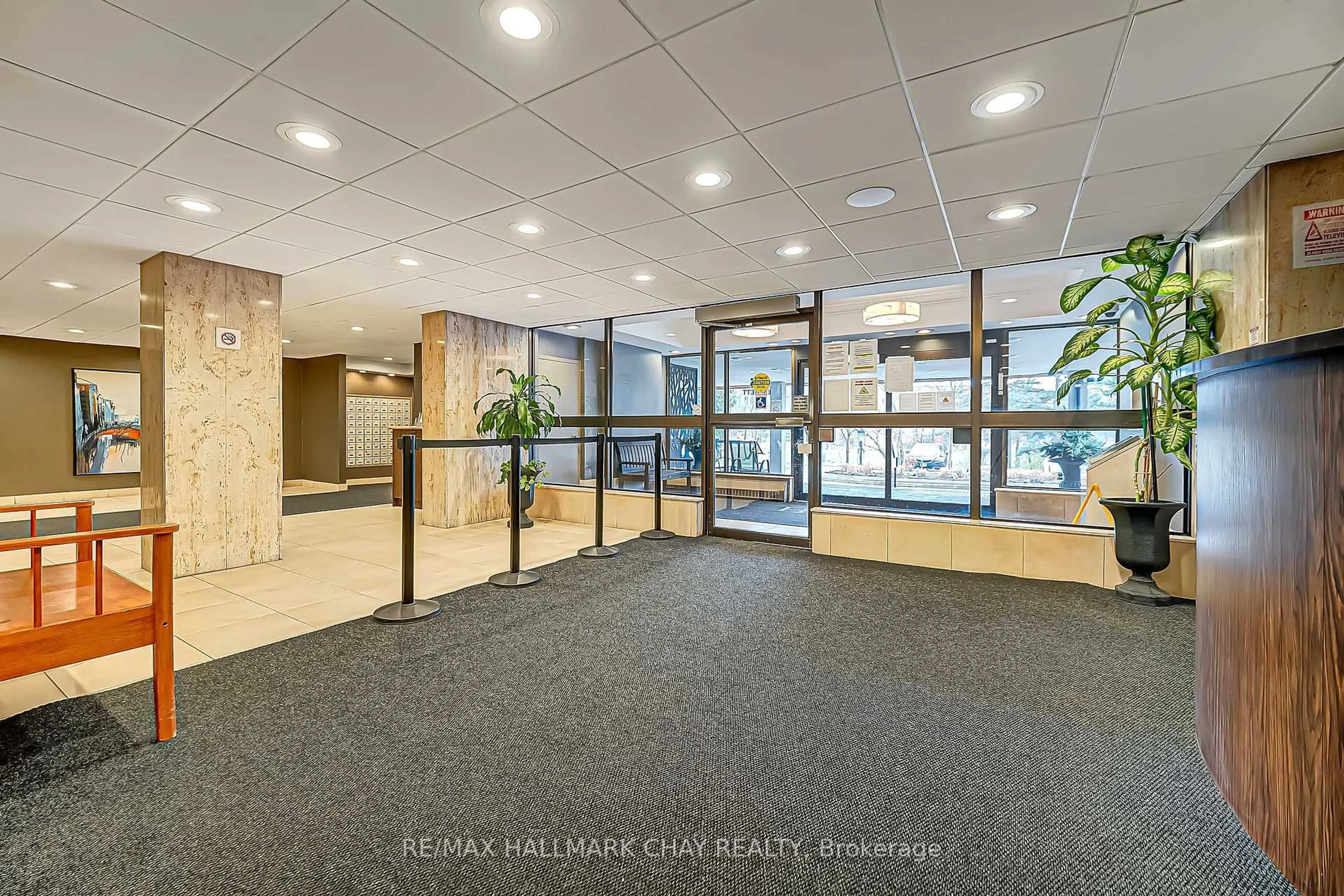 Indoor foyer for 75 Emmett Ave #409, Toronto Ontario M6M 5A7