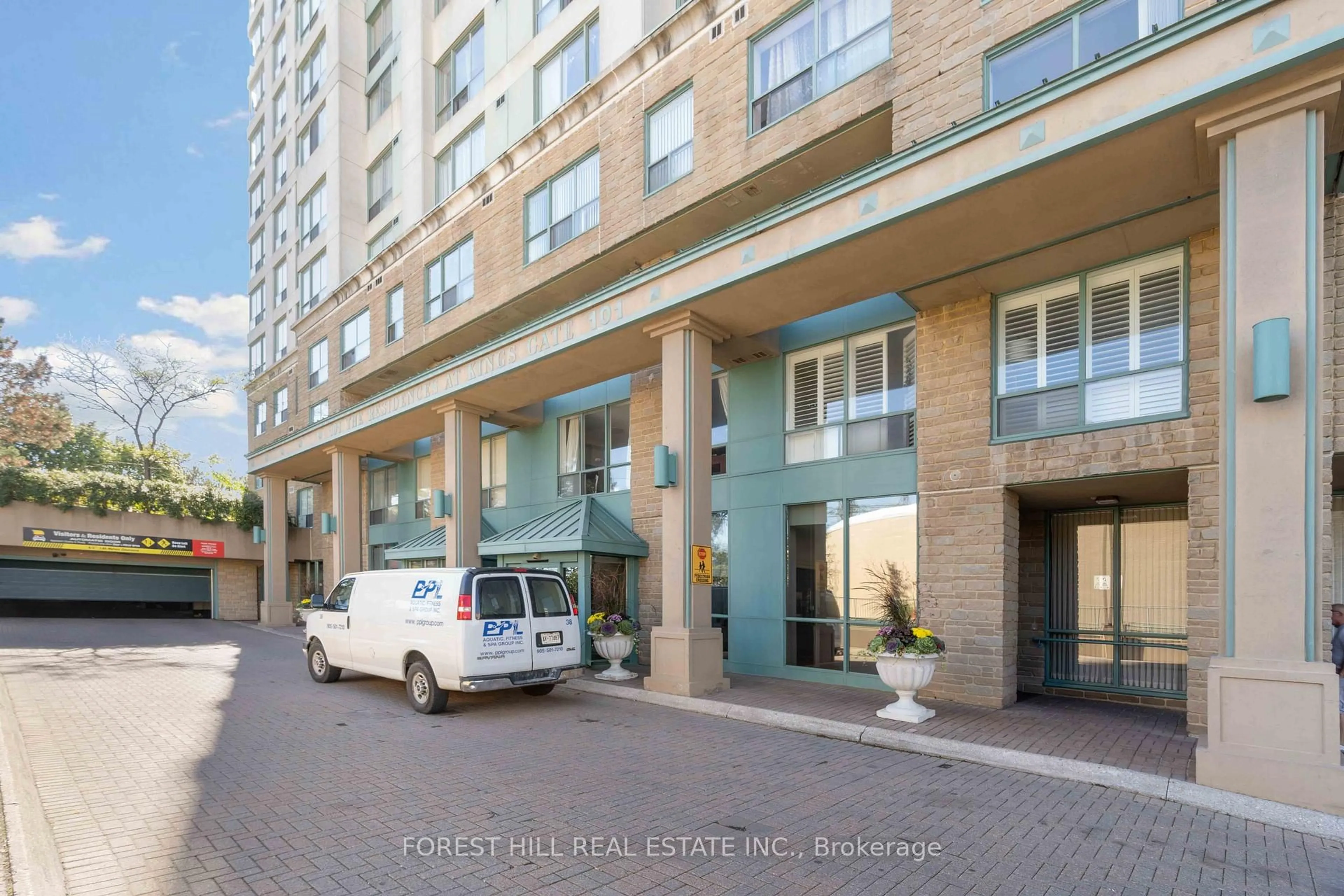 Indoor foyer for 101 Subway Cres #806, Toronto Ontario M9B 6K4